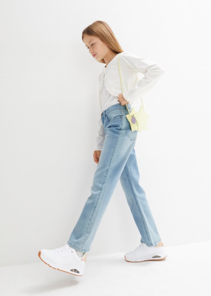 Ausgestellte Mädchen Jeanshose