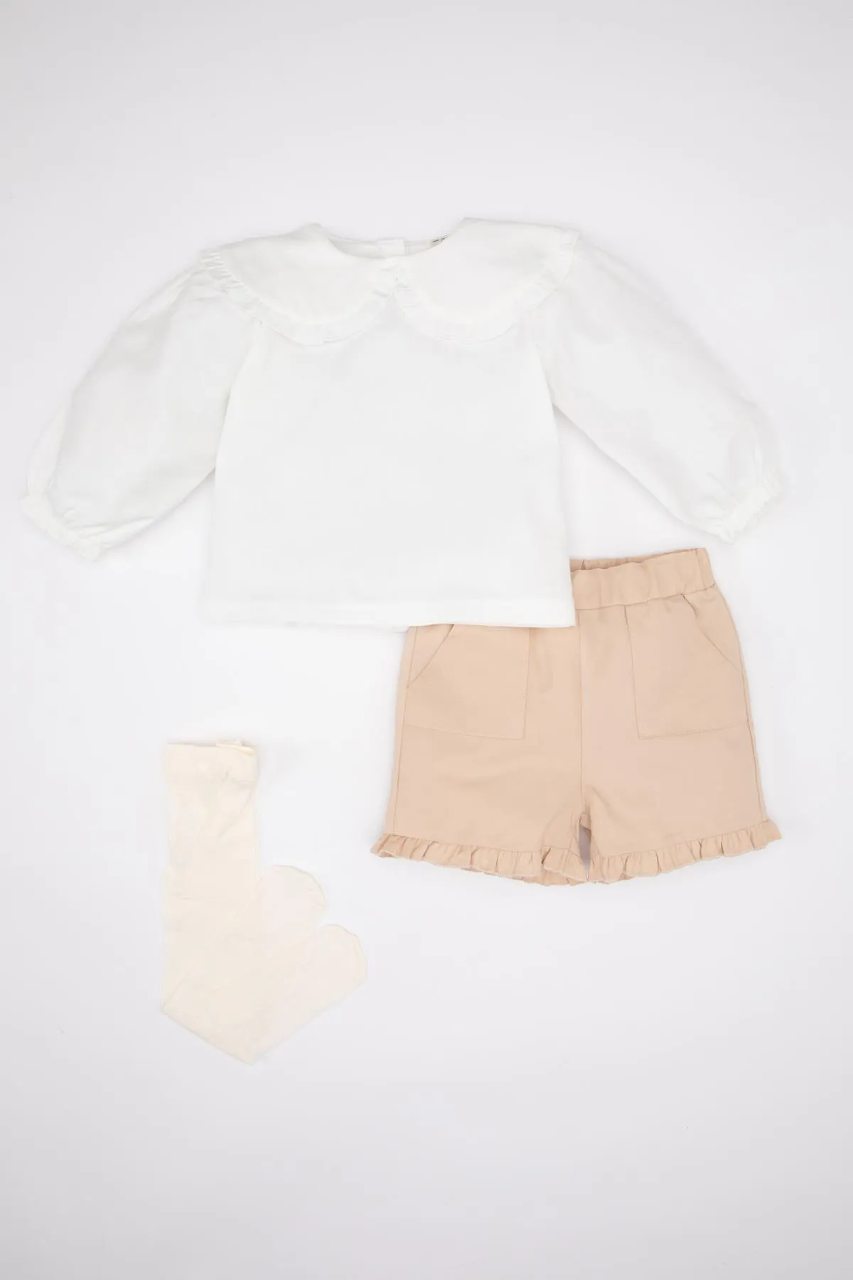 DeFacto  Mädchen Baby Twill Bluse Shorts Socken 3-teiliges Set B9465a524sp