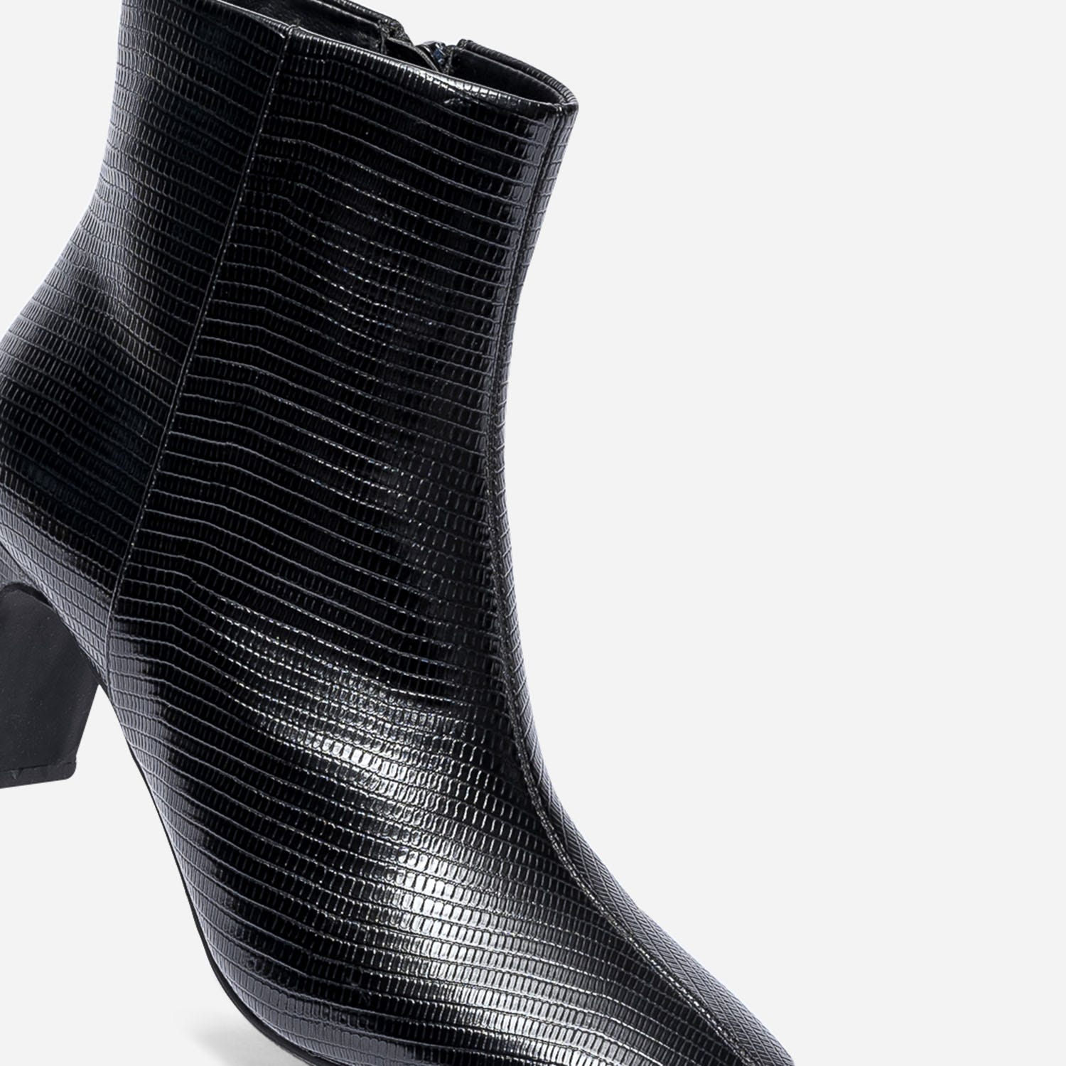 Boots noir embossé effet python