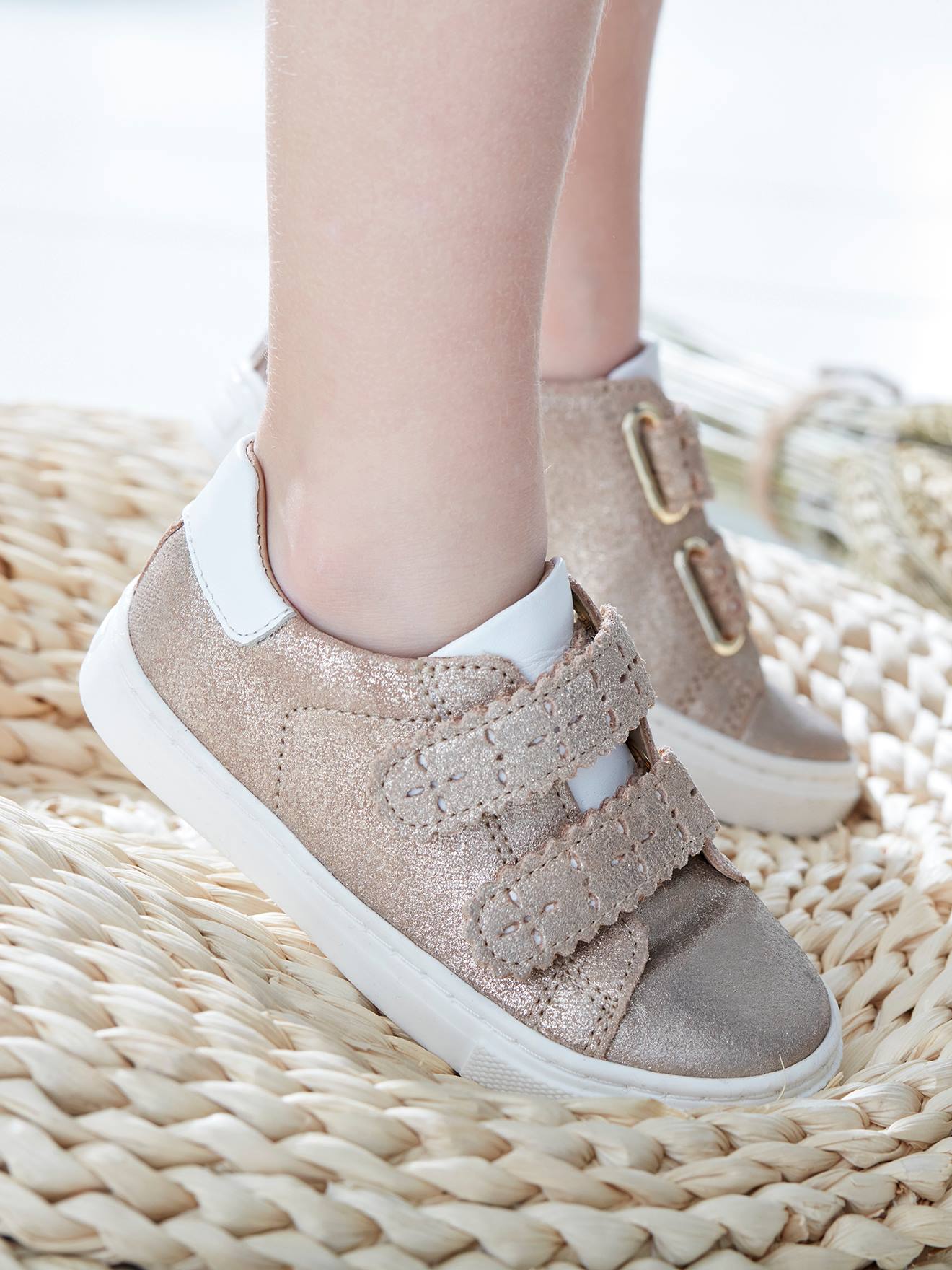 Vertbaudet Mädchen Sneakers mit Klettverschluss, Anziehtrick - bronze