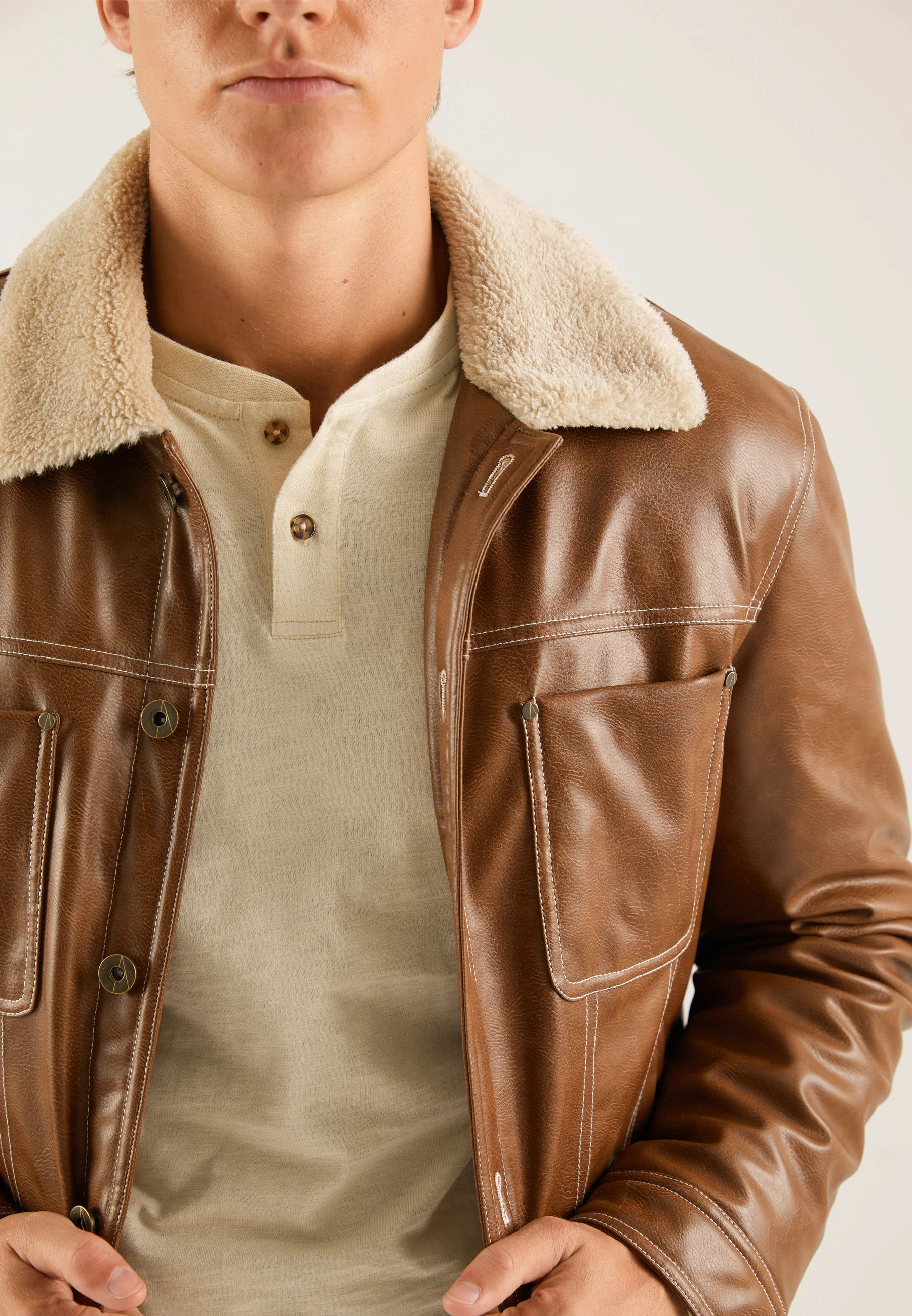 Chaqueta de piel sintética Pier One