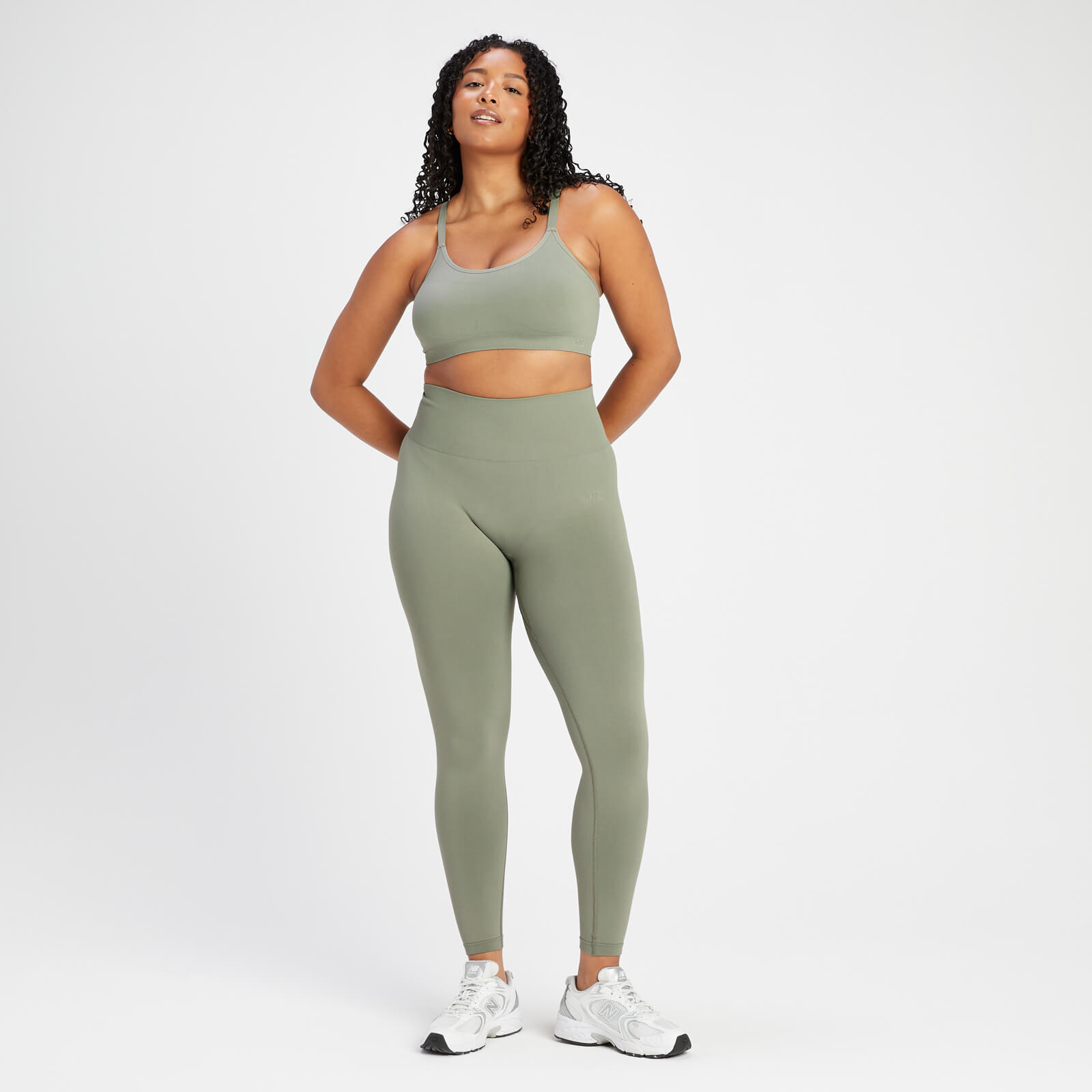 Brassière de sport sans coutures à dos croisé MP Rest Day pour femmes – Taupe foncé
