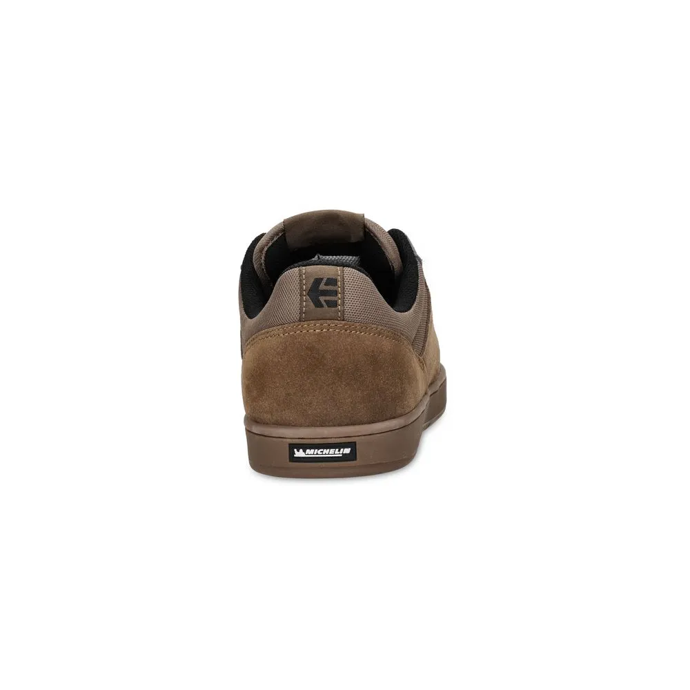 Etnies Marana 4101000403 203 / braun
