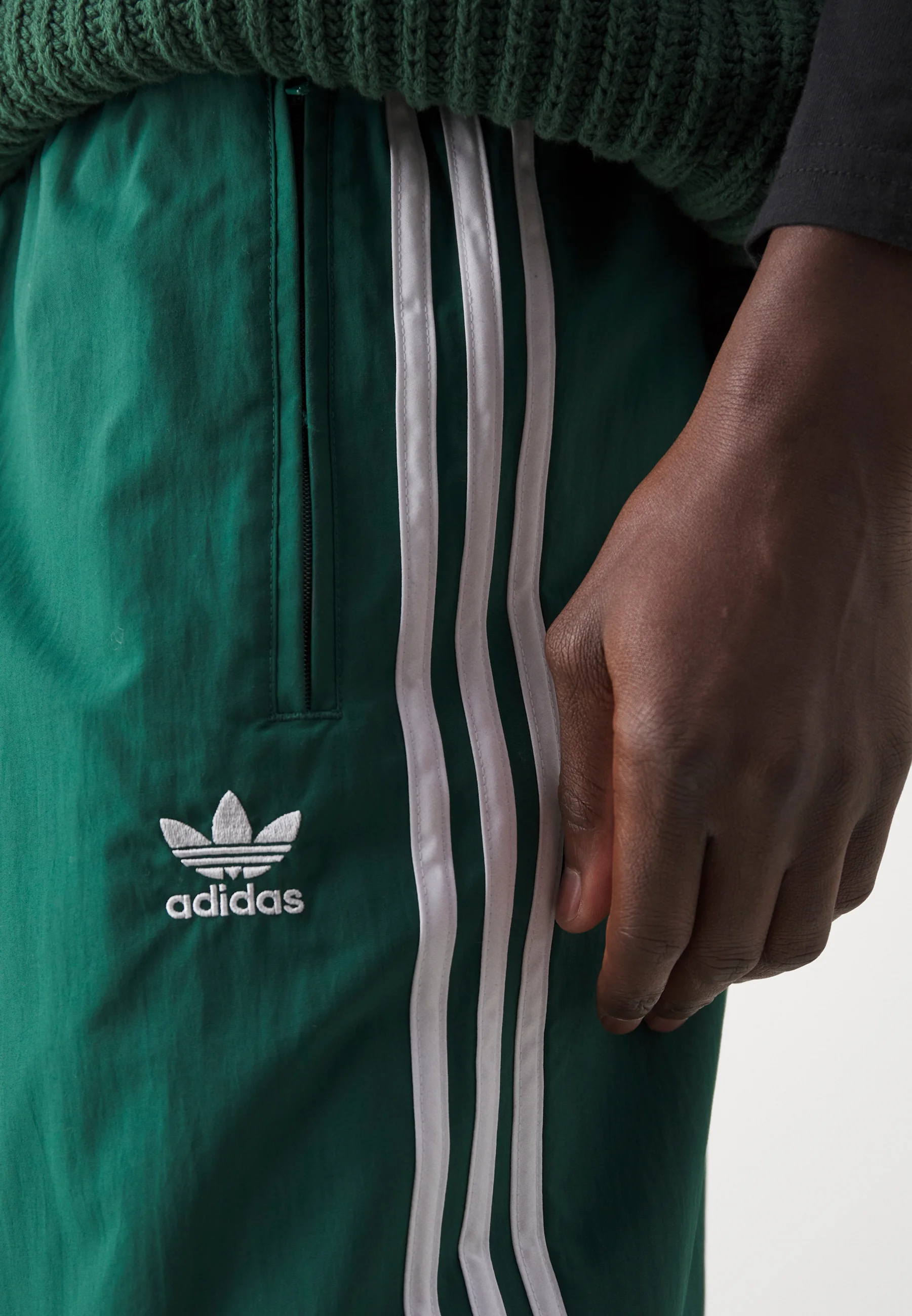 Pantalones deportivos adidas Originals