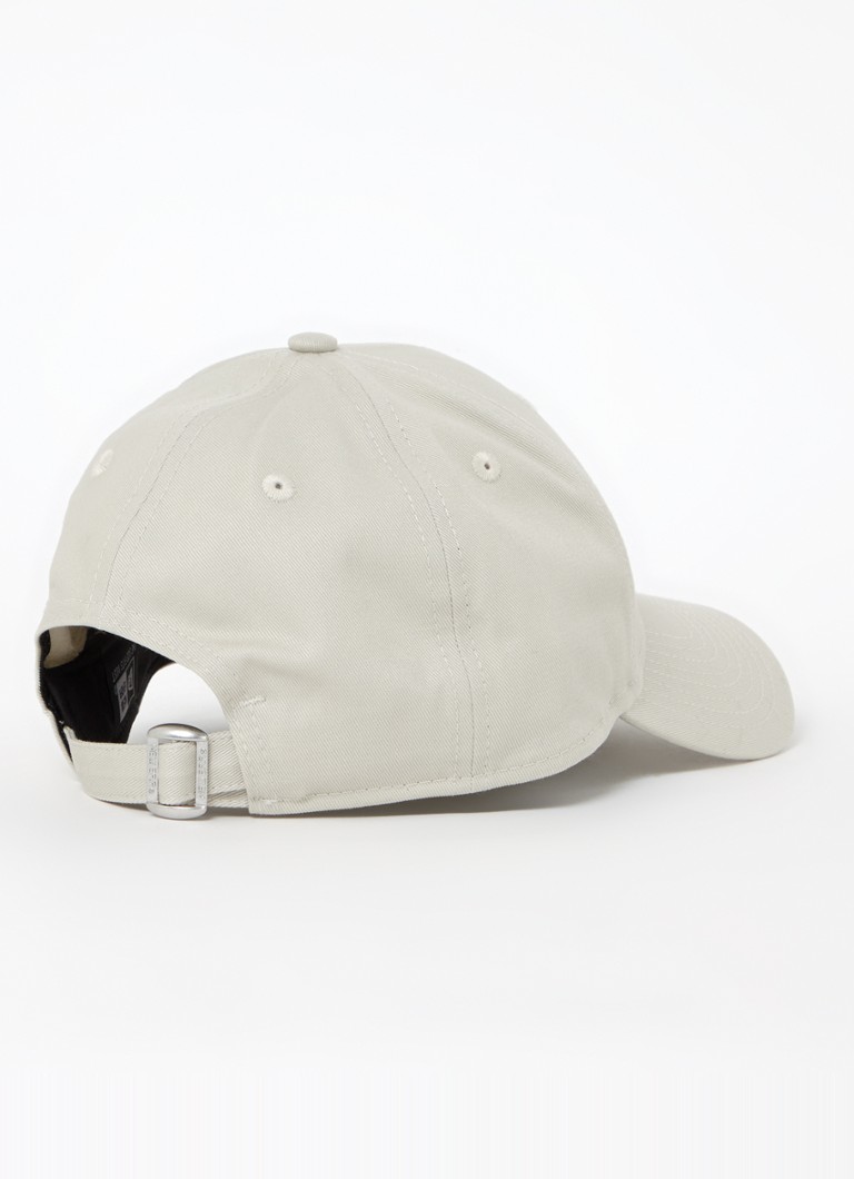 Șapcă cu logo New Era