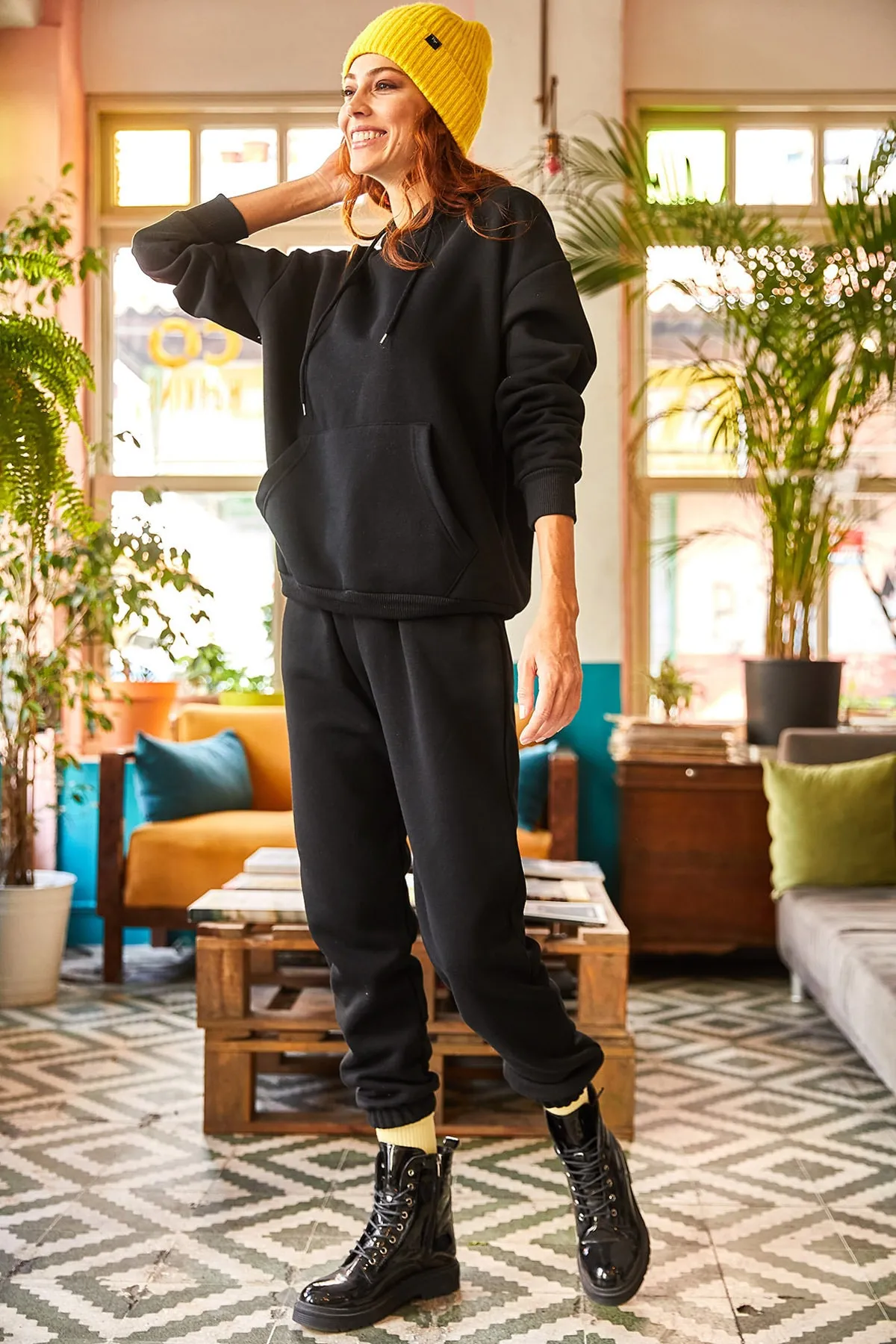Olalook  Trainingsanzug - Schwarz - Oversized