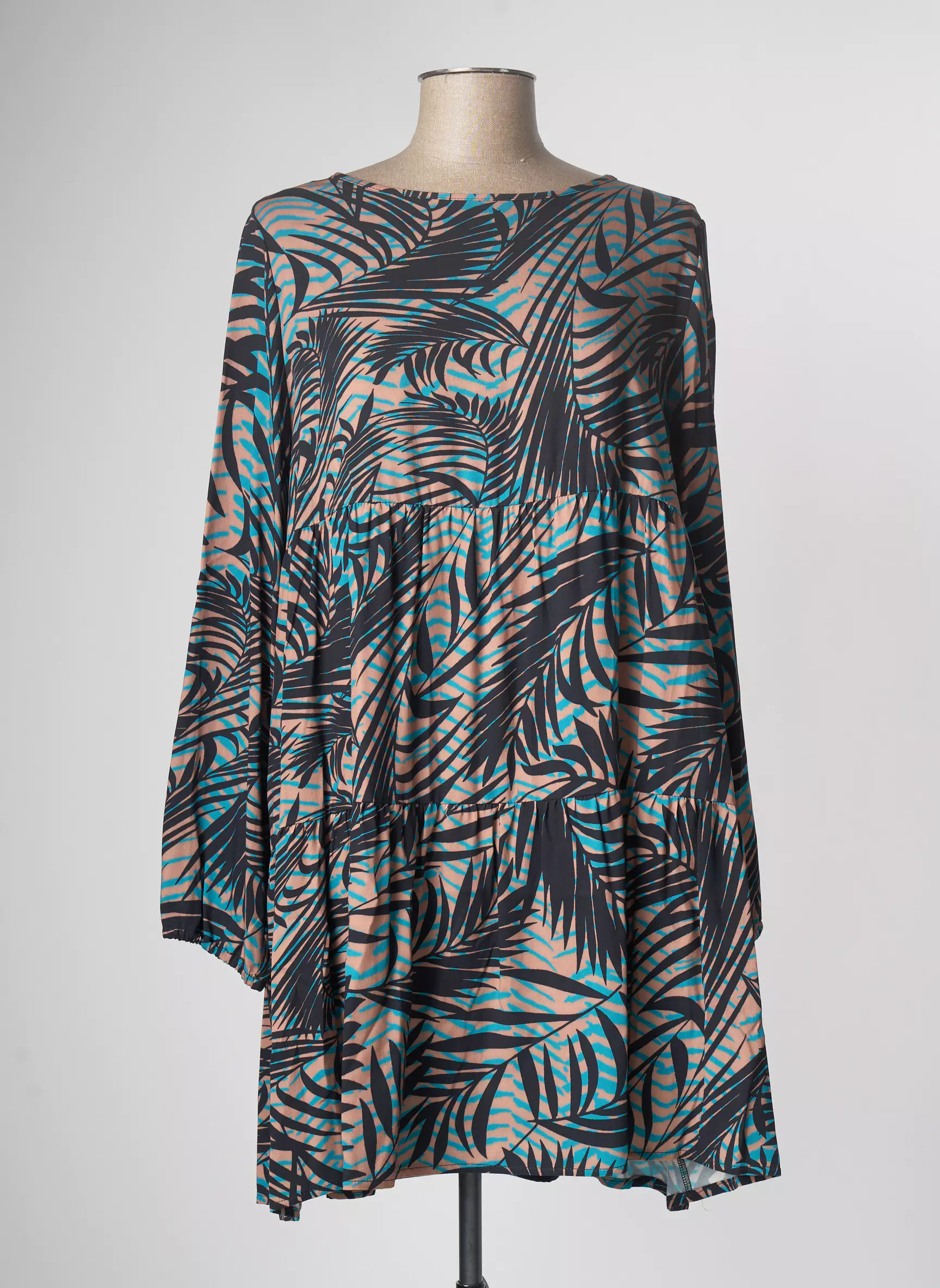 Maria Bellentani Robes Courtes Femme couleur noir