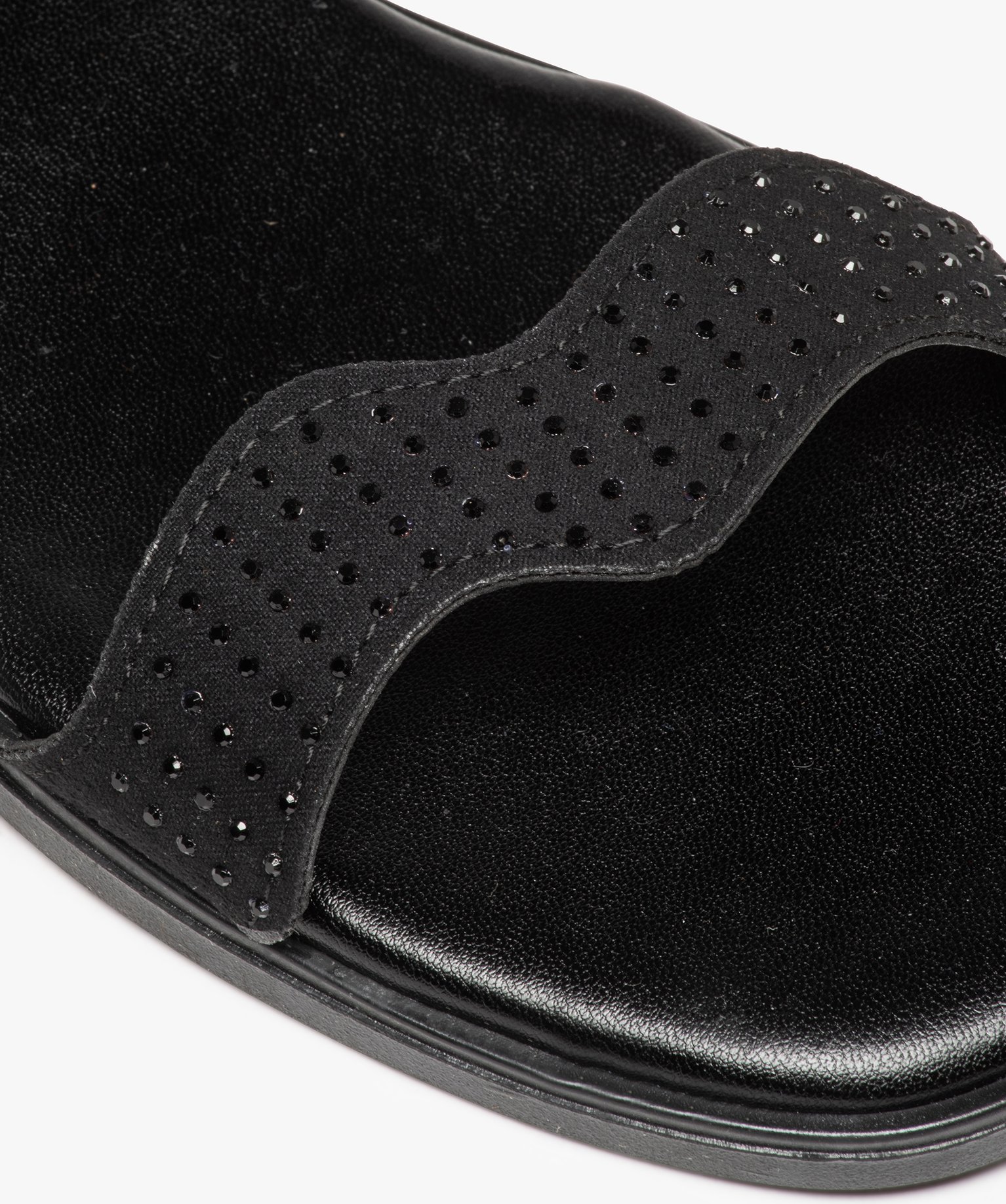 Sandales femme avec bride à strass en forme de vague noir | GEMO
