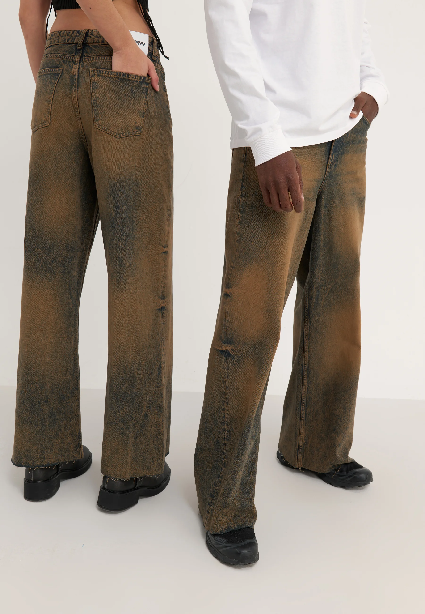 YOURTURN UNISEX - Vaqueros holgados