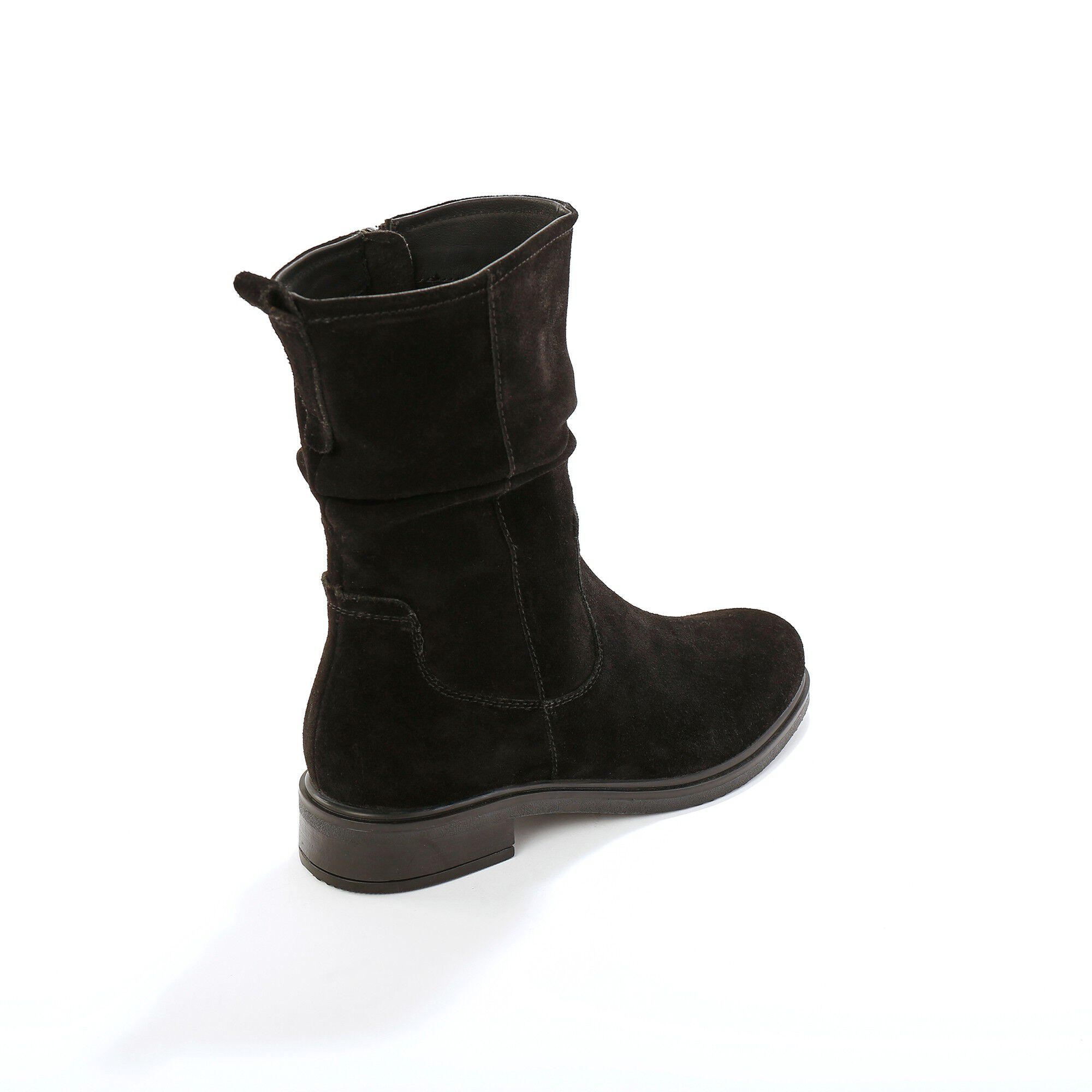 Bottes fourrées en cuir plissé
