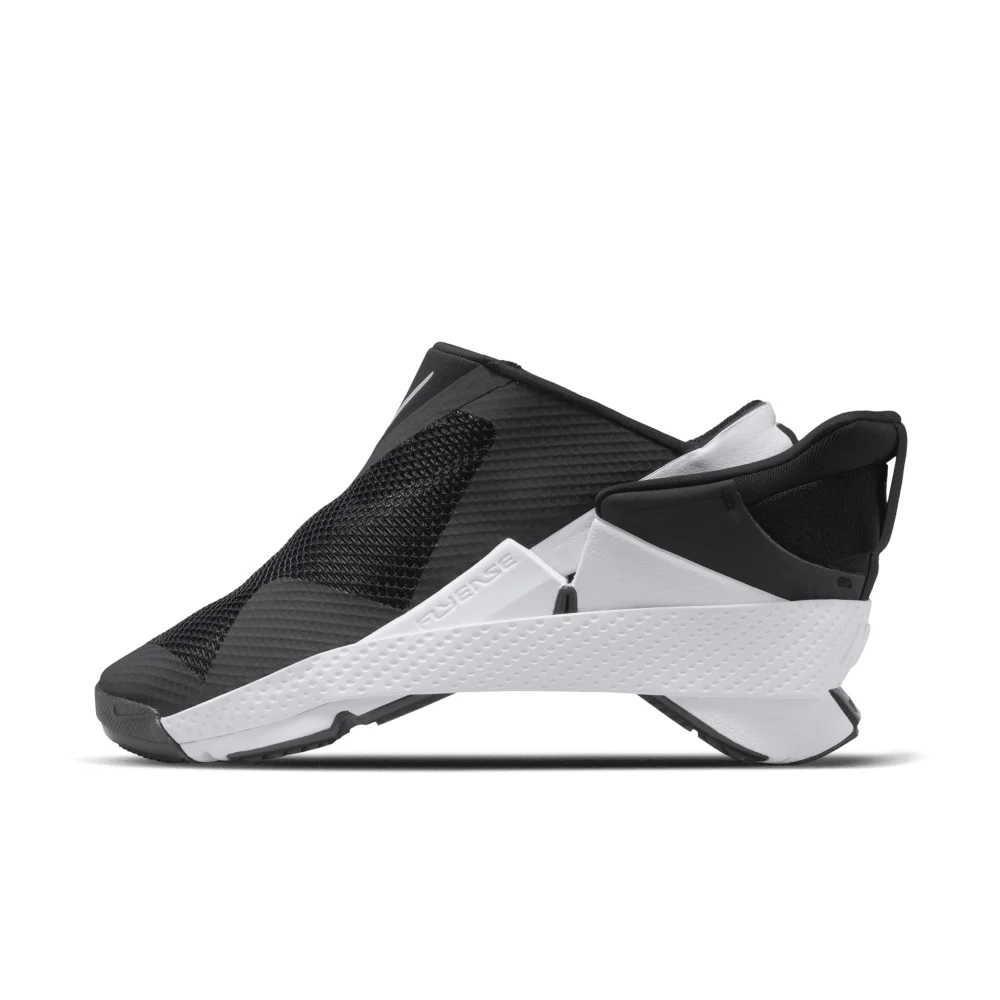 Nike Go FlyEase DR5540-002 / schwarz