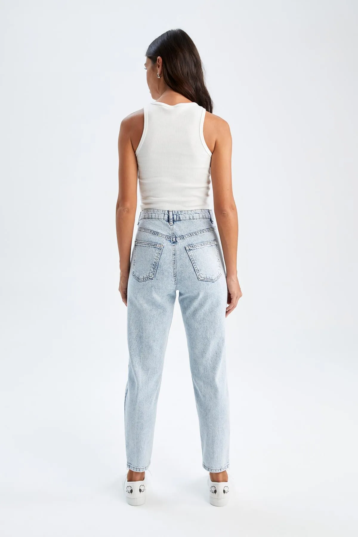 DeFacto  Mom-Fit-Jeans mit hoher Taille aus 100 % Baumwolle