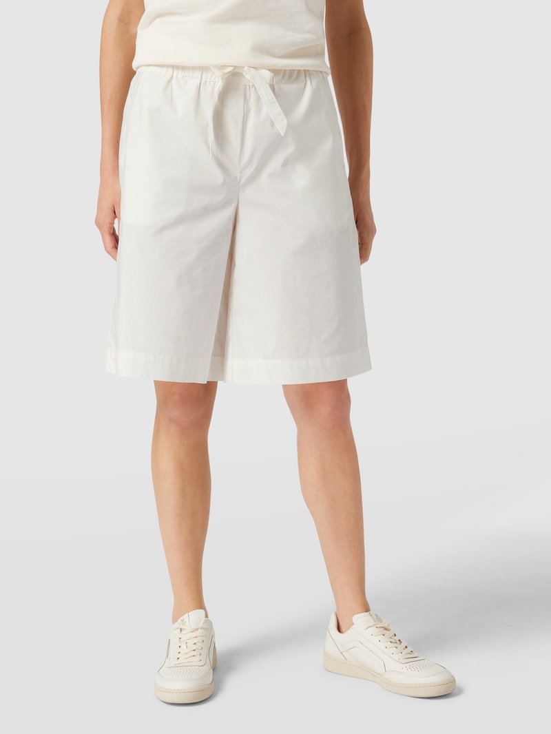 Bermudas mit seitlichen Eingrifftaschen in offwhite