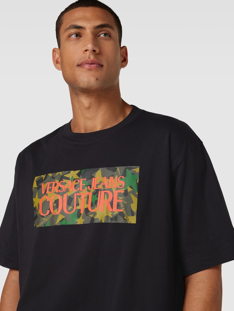 Oversized T-Shirt mit Label-Print in schwarz