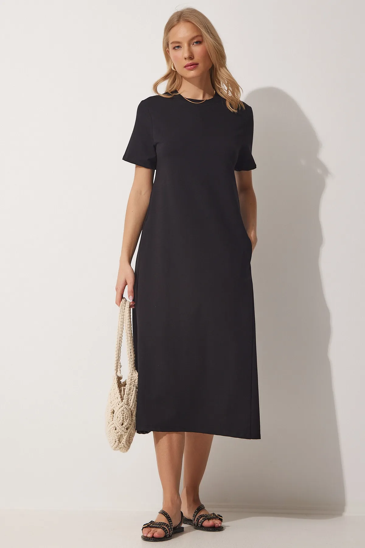 Happiness İstanbul  Schwarzes A-Linien-Sommerkleid für Damen aus gekämmter Baumwolle UB00060