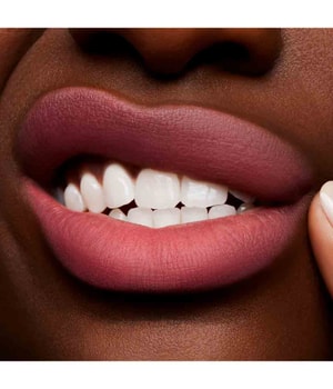 MAC Powder Kiss Liquid Lipstick 5 ml