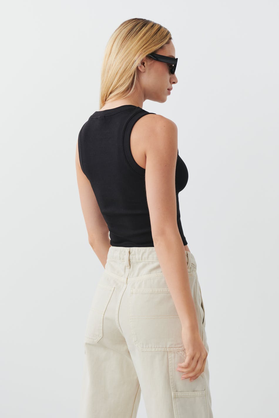 Cropped stretch tank