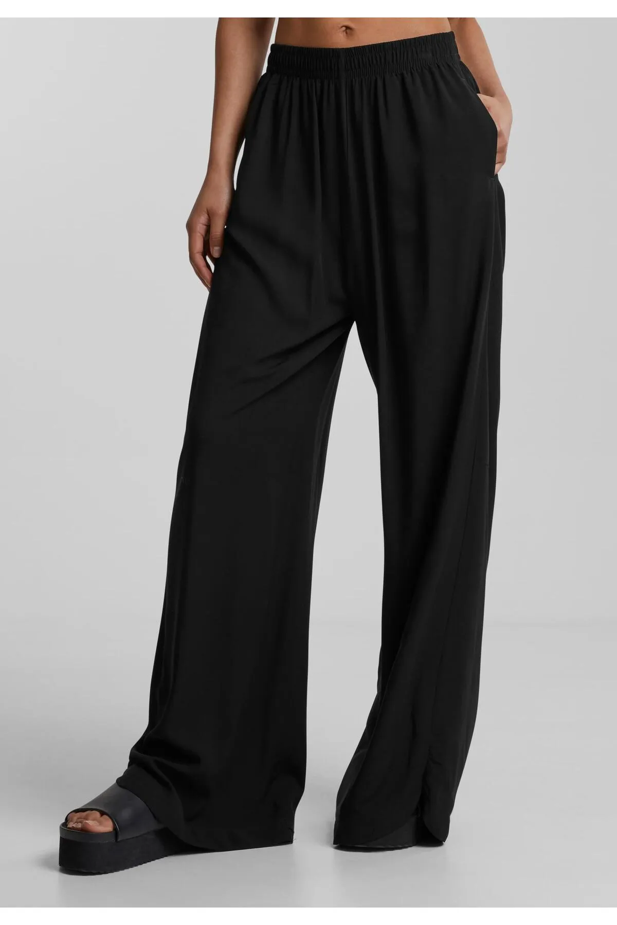 Urban Classics  Damen-Hose aus Viskose mit weitem Bein