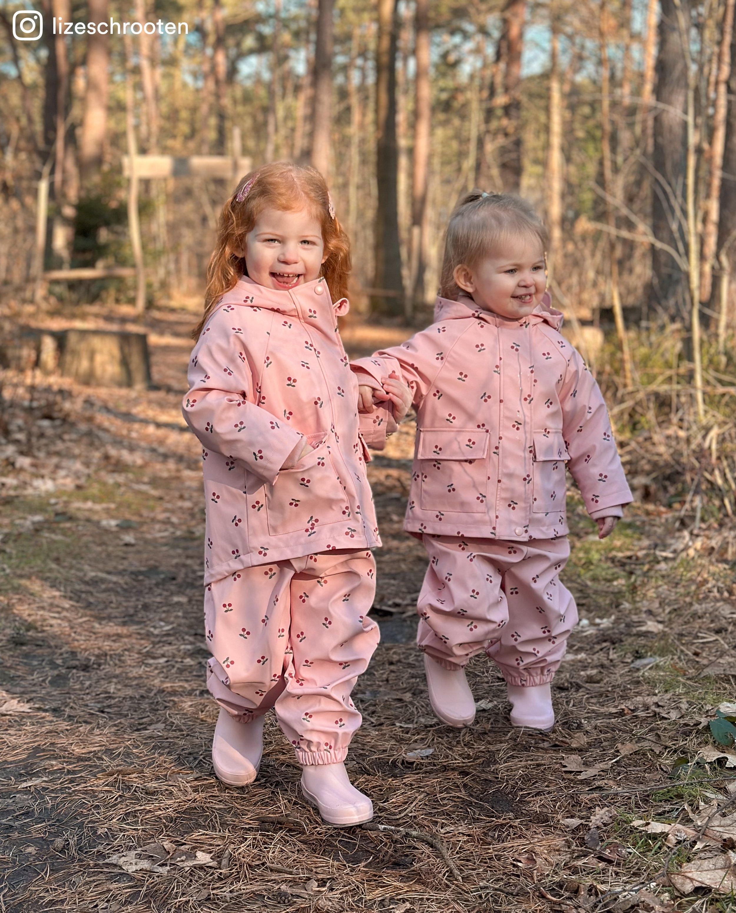 Pantaloni de ploaie Milla Star Pink cu imprimeu roz deschis
