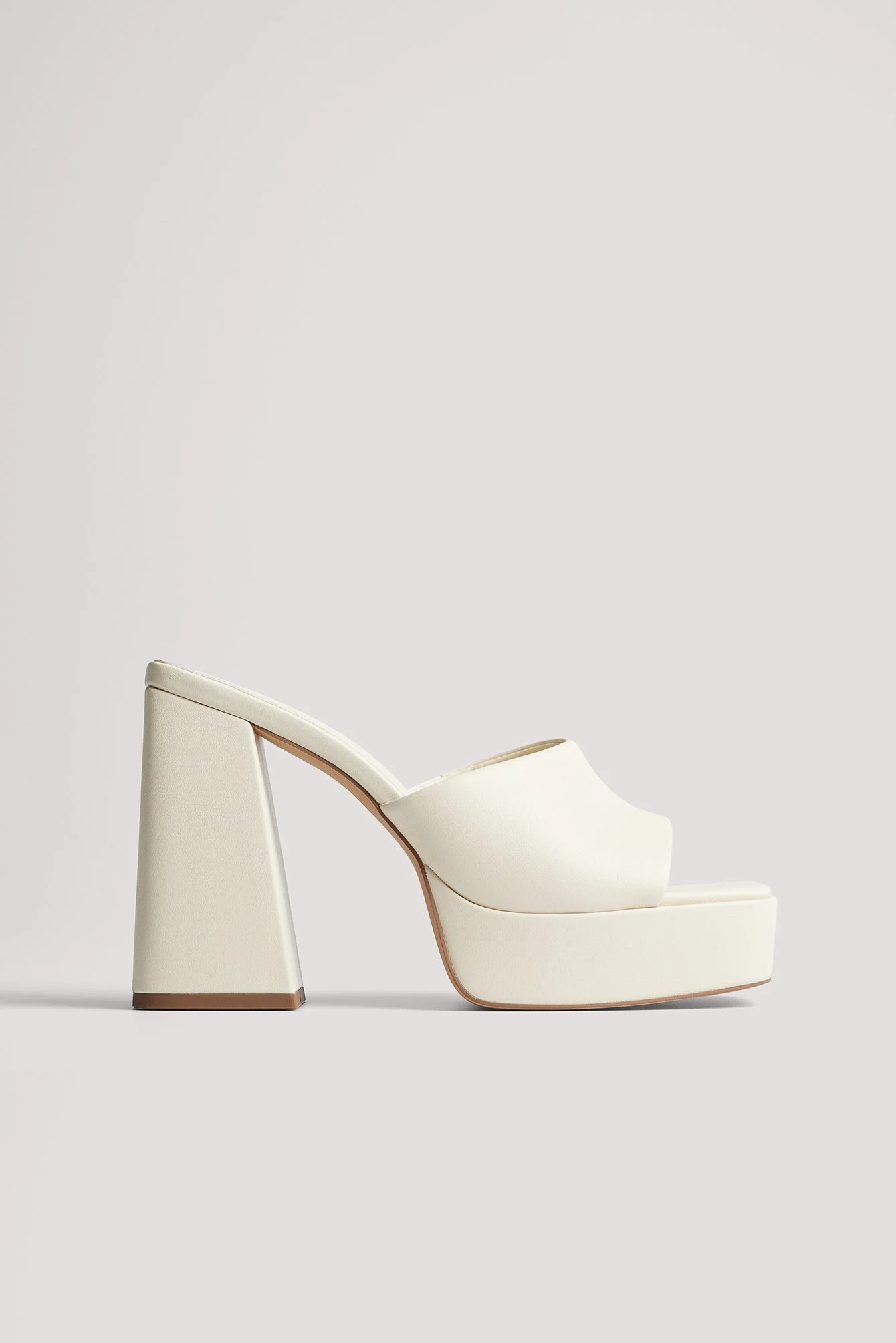 Klobige Plateau-Mules
