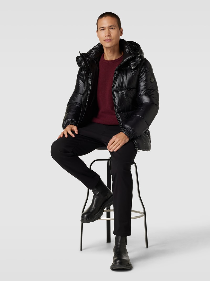 Steppjacke mit Reißverschlusstaschen in schwarz