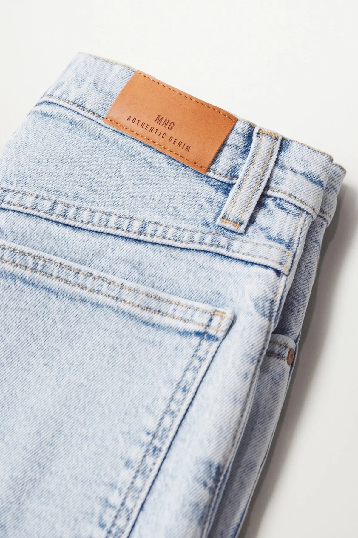 MANGO  Blaue Damenjeans 17010571