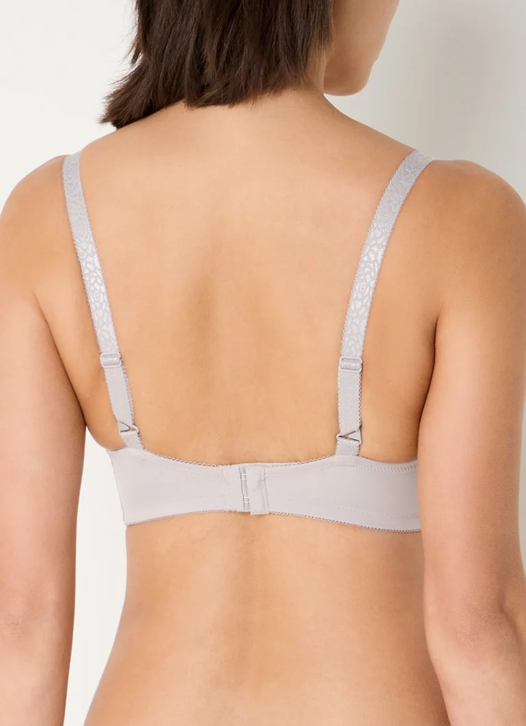 Triumph Amourette underwired bra with lace