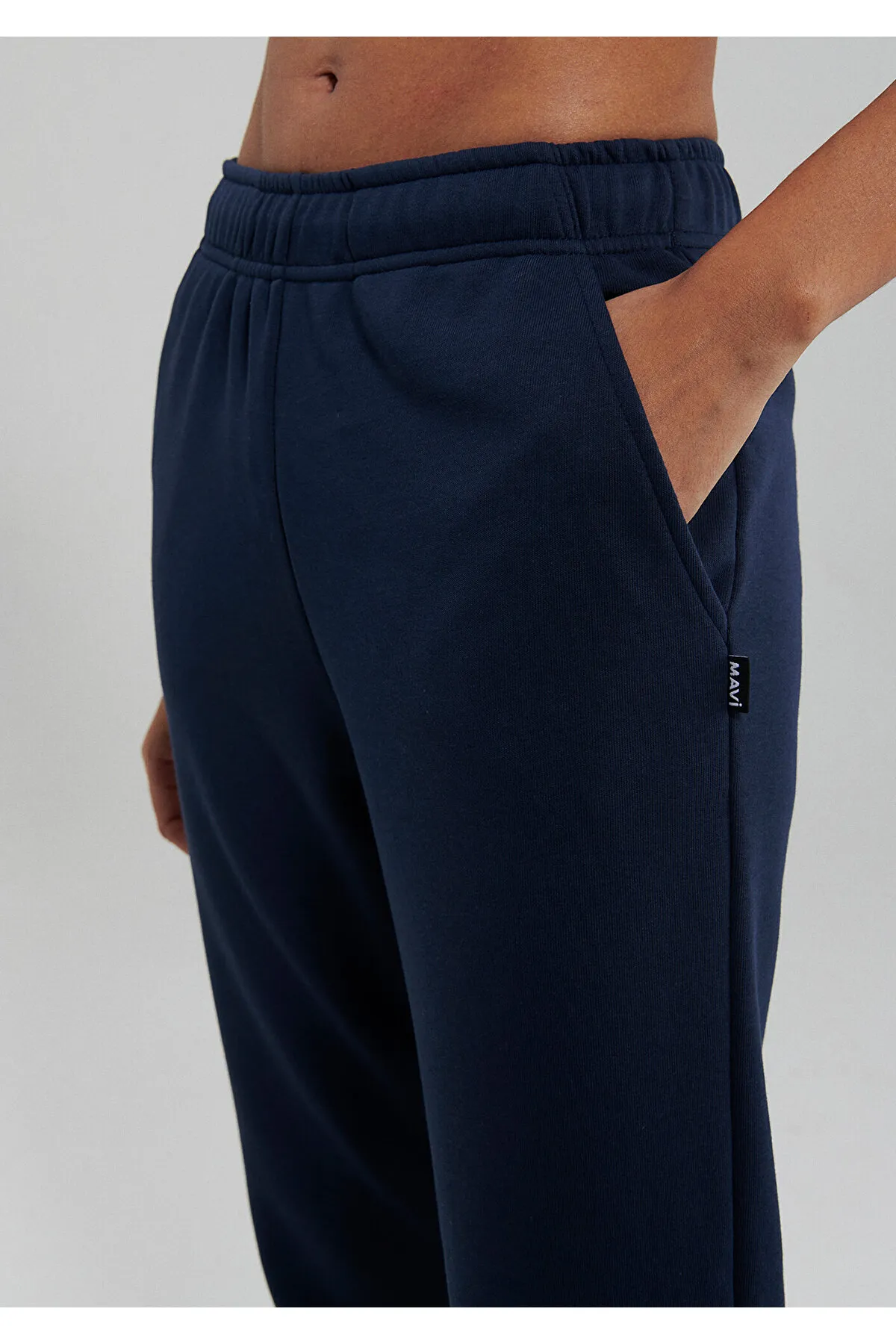 Mavi  Marineblaue Basic Jogginghose1600823-86623