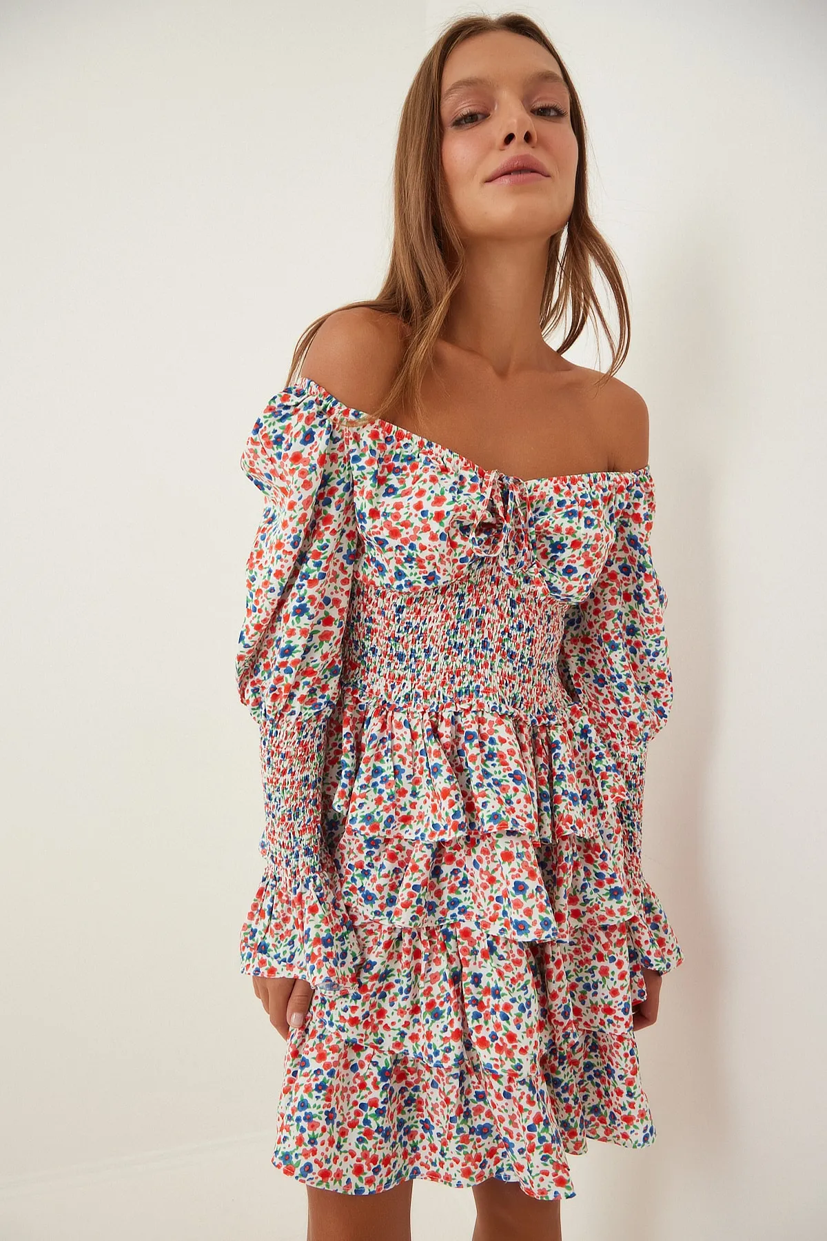 Happiness İstanbul  Rot-weißes geblümtes Katkat-Rüschen-Mini-Sommerkleid für Damen FN02947