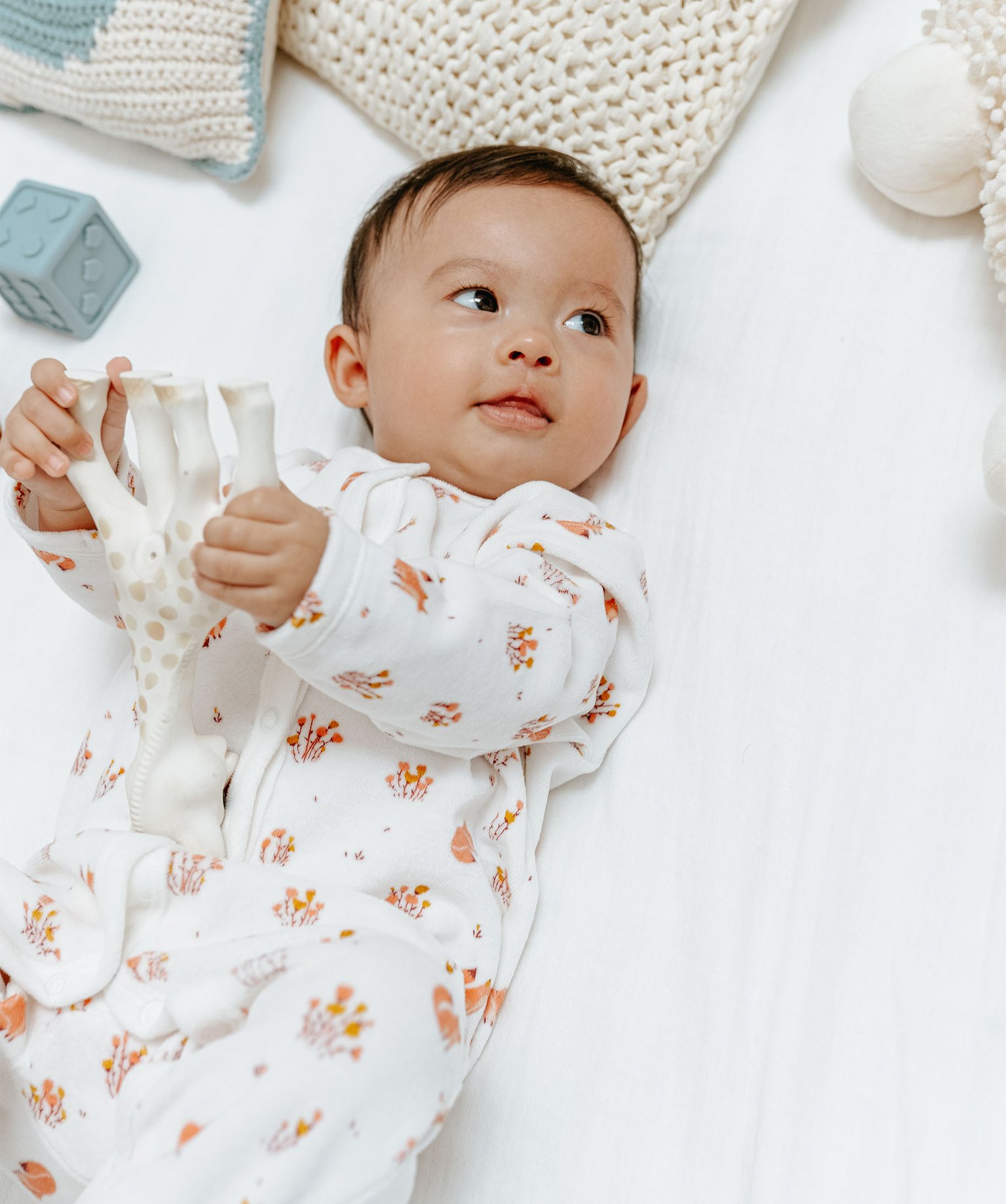 Pyjama bébé fille à motifs renards et petites fleurs beige | GEMO