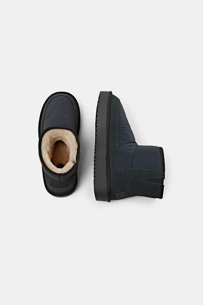 Boots mit Kunstfellfutter