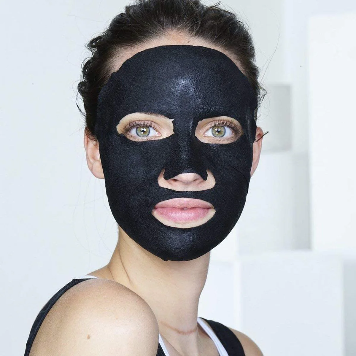 Čistilna maska za obraz Skin Active Pure Charcoal