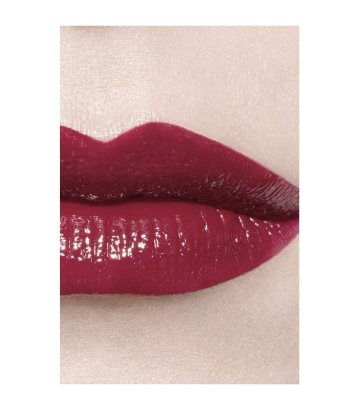 Chanel-ROUGE COCO BLOOM-Le rouge à levrès hydratant et repulpant longue tenue, couleur et brillance intenses