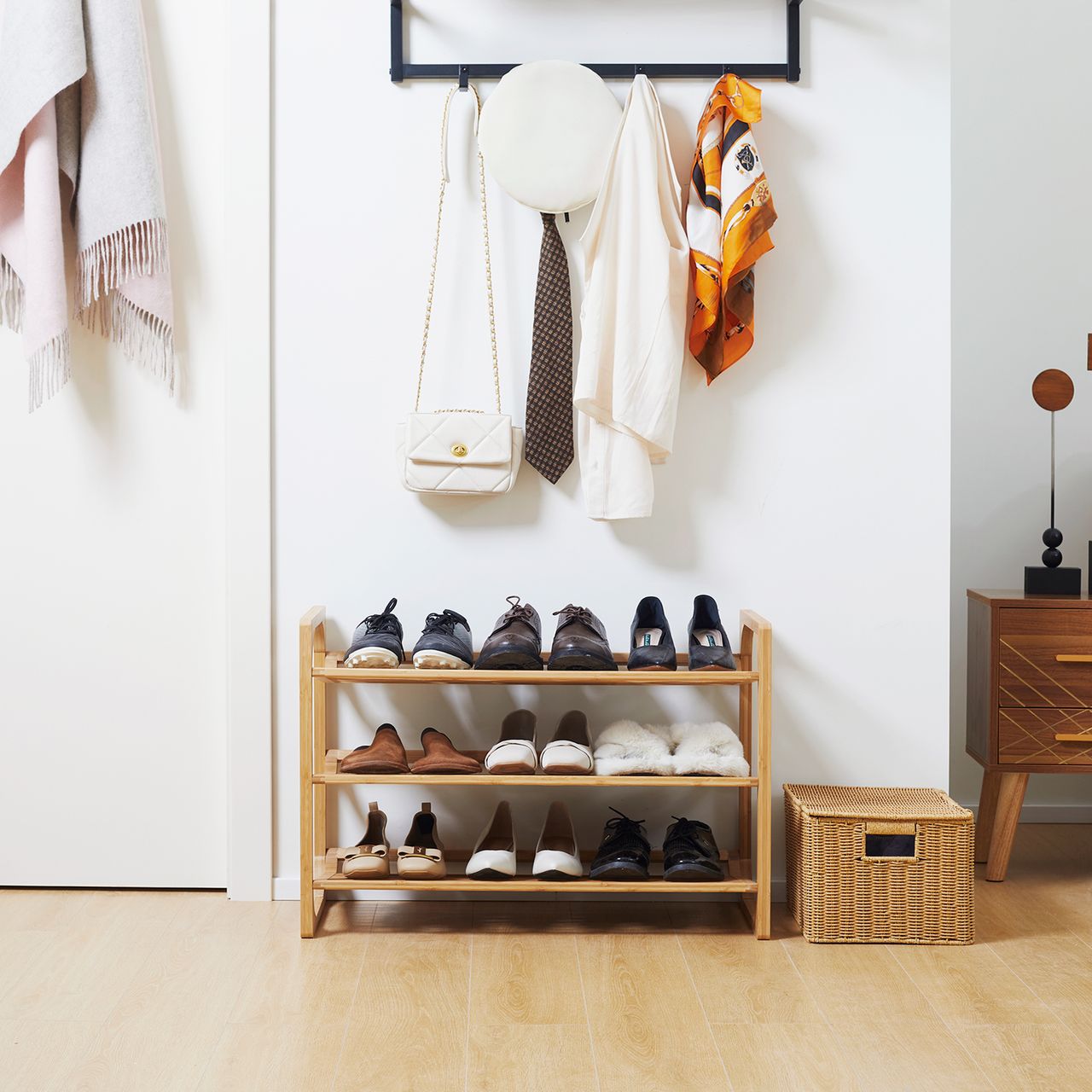 HOMCOM Schuhregal mit 3 Ebenen, Schuhständer, Schuhablage für max. 9 Paar Schuhe