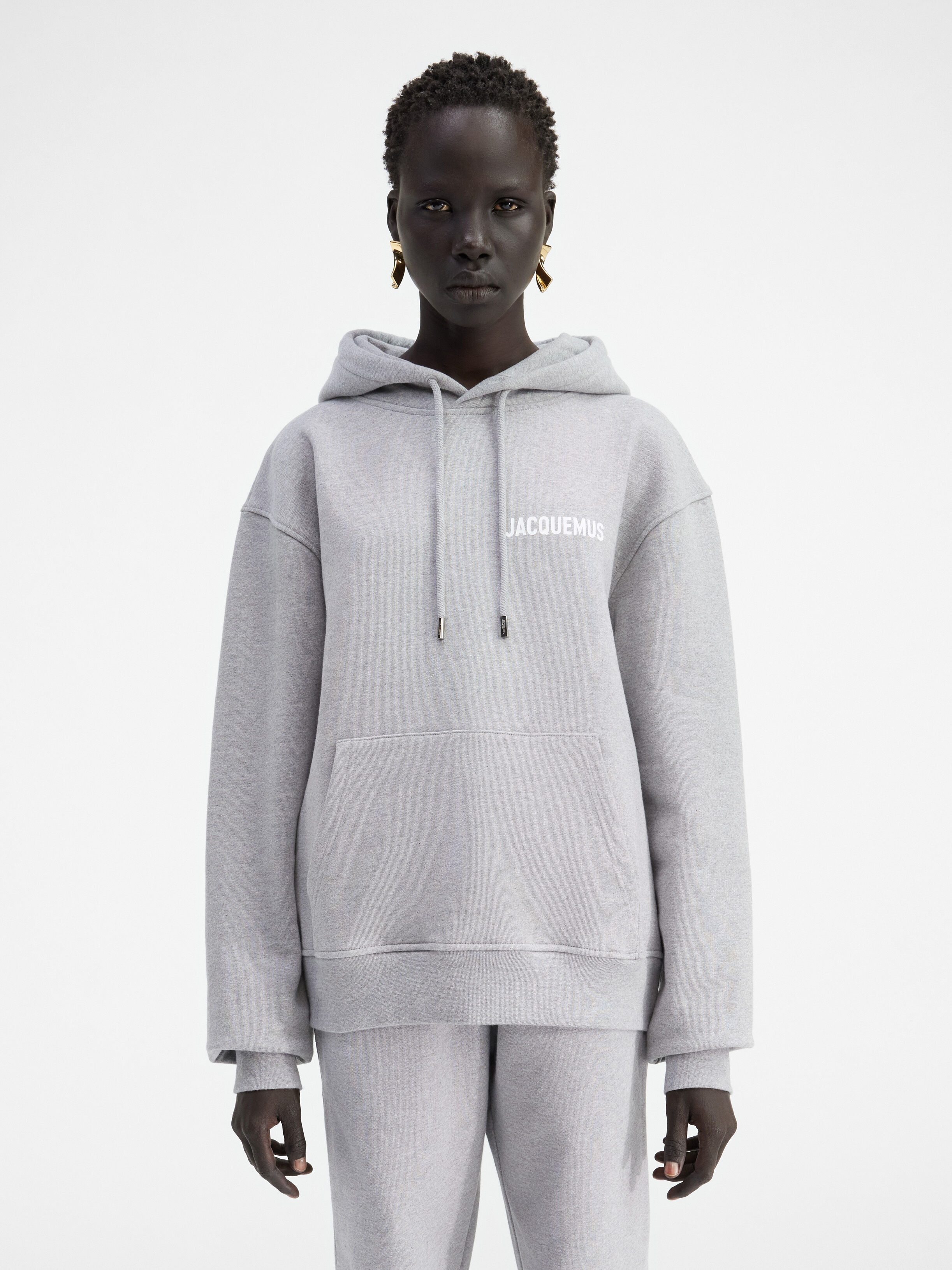 Le sweatshirt Jacquemus