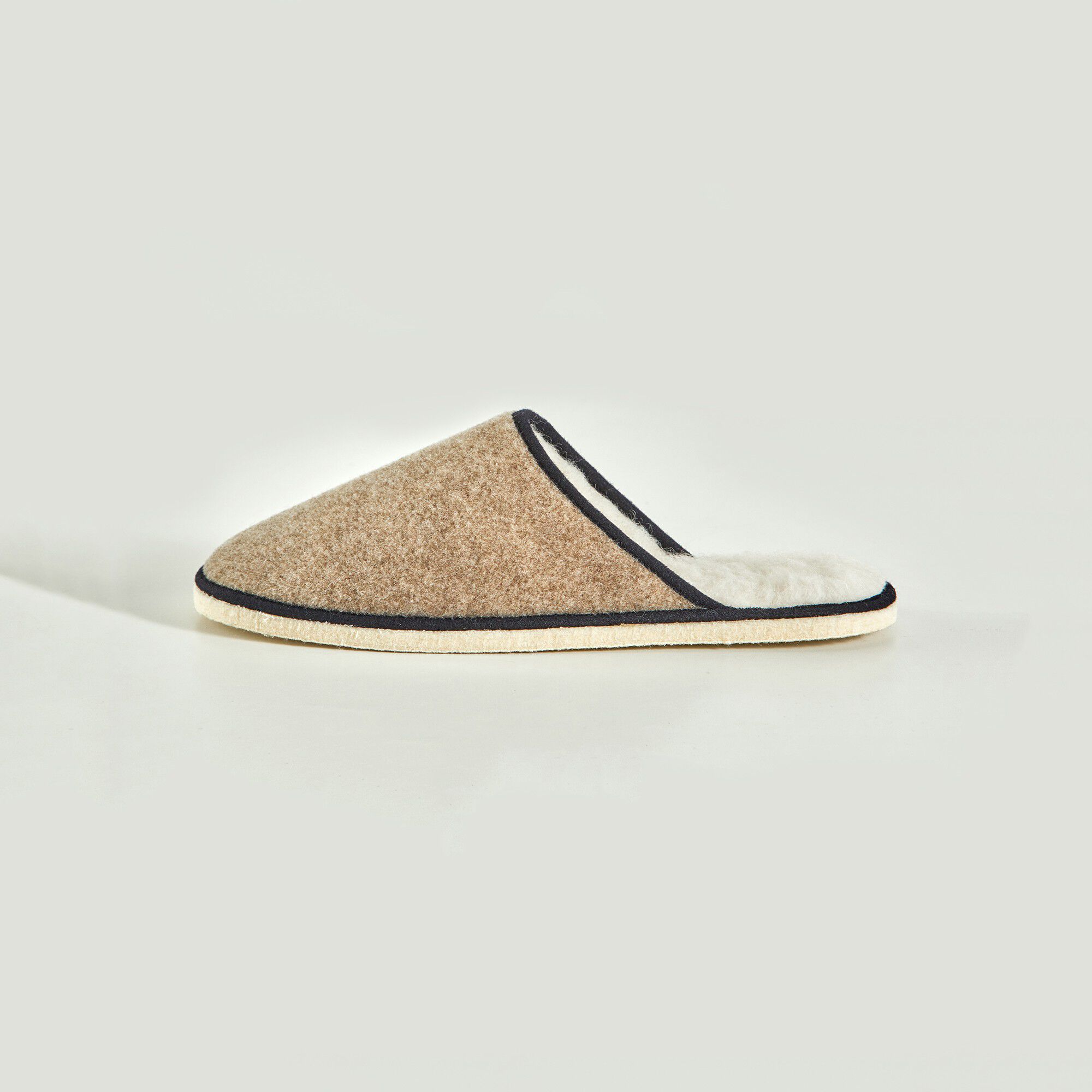 Chaussons mules, collection 