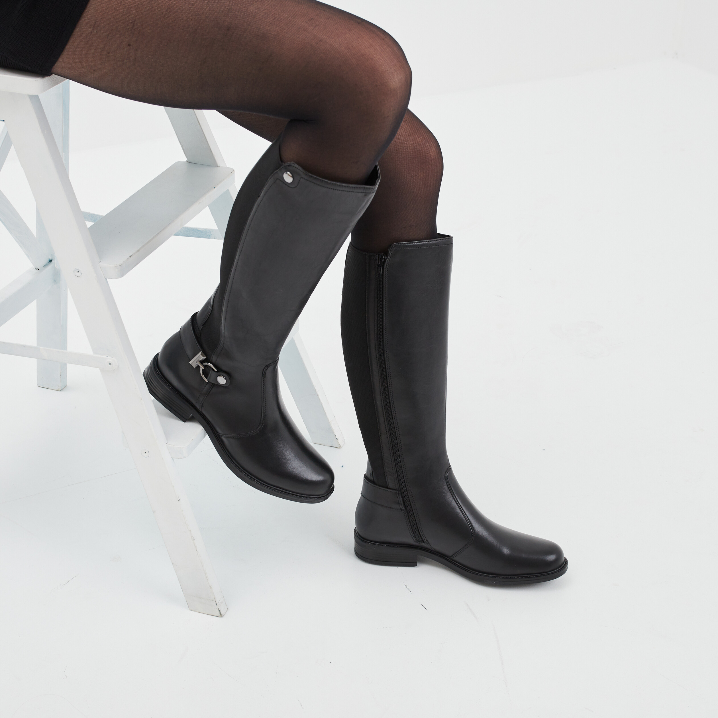 Bottes cavalières avec boucles en cuir noir femme | La Halle