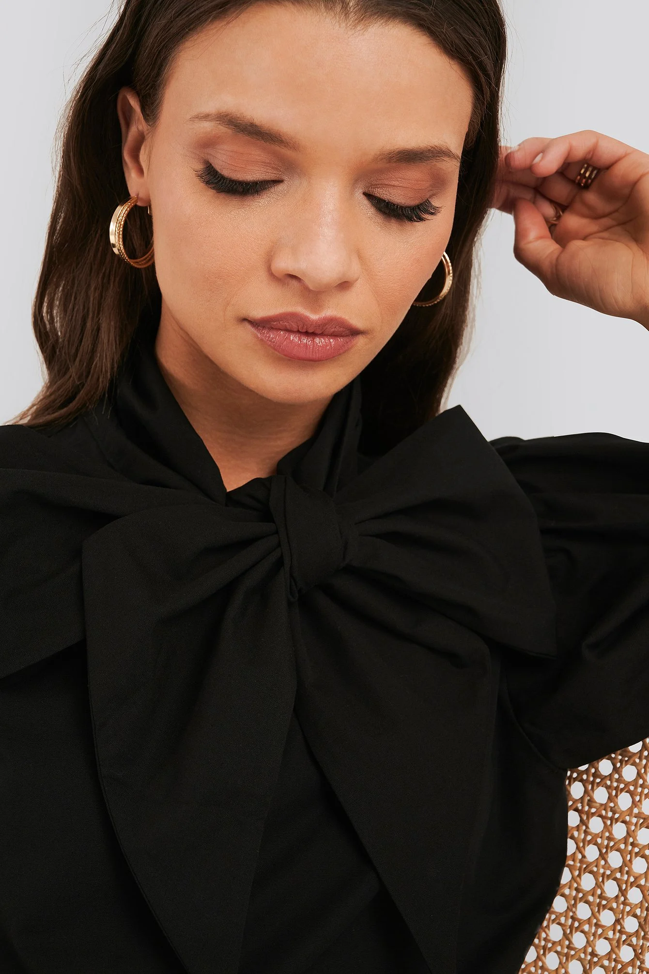 Puff Short Sleeve Pussy Bow Shirt
