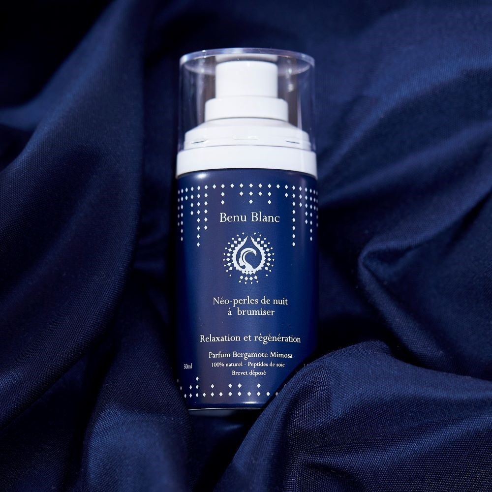benu blanc Nuit de Soie, le rituel beauté et bien-être de la nuit Taie d'oreiller 100% pure soie et brumede soins  naturelle