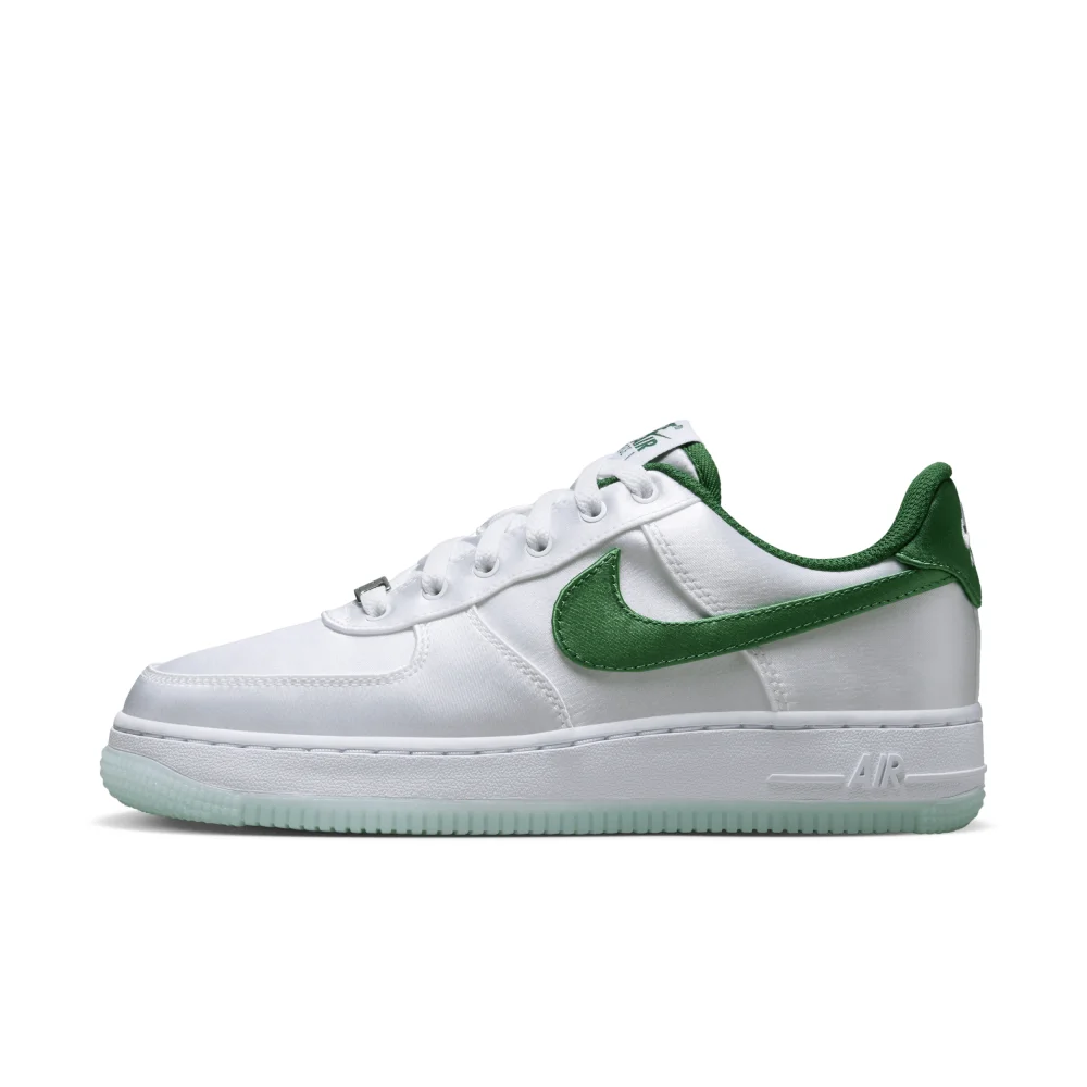 Nike Air Force 1 07 DX6541-101 / weiss