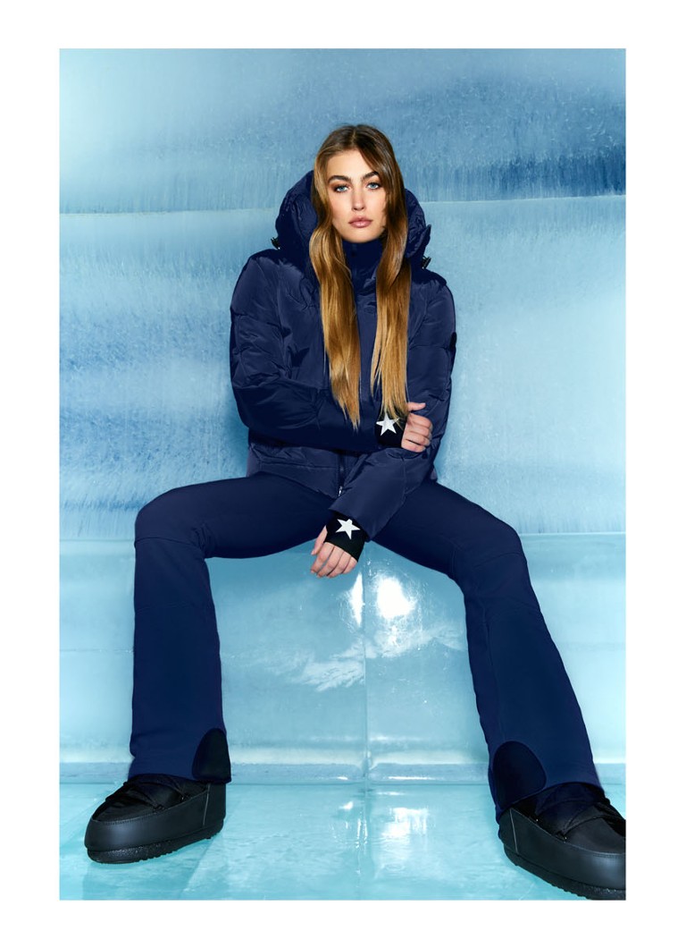 Chaqueta de esquí Airforce Taos con bolsillos con cremallera y capucha.