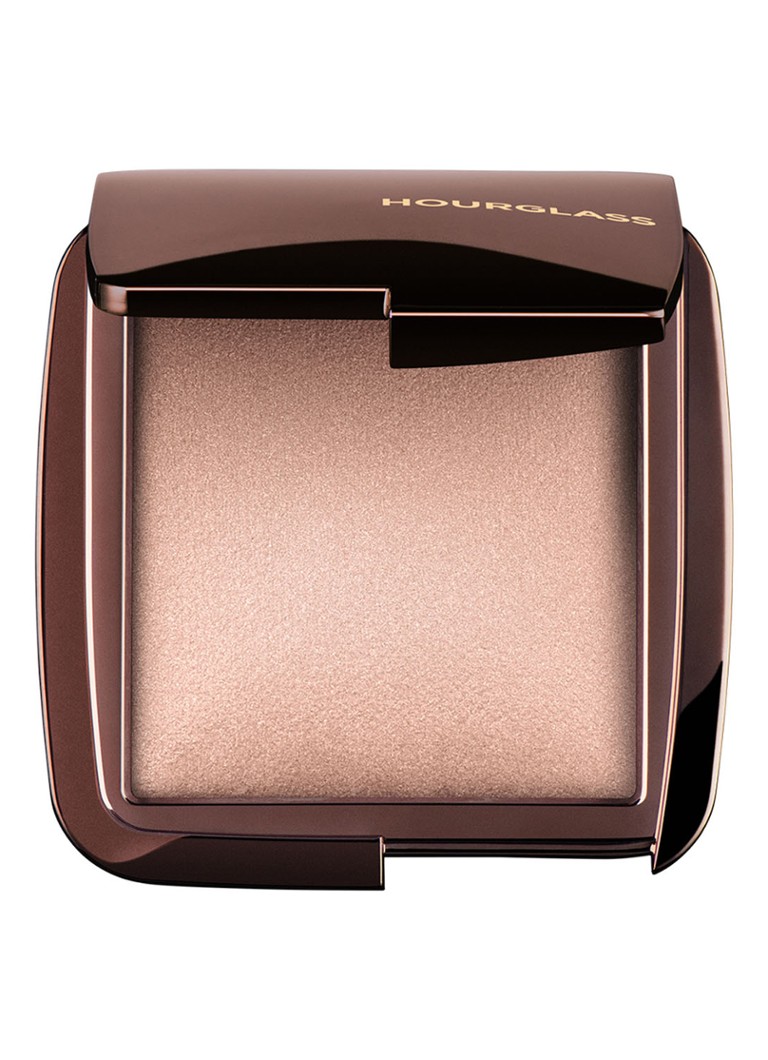 Hourglass AMBIENT™ Lightning Finishing powder - light-reflecting powder