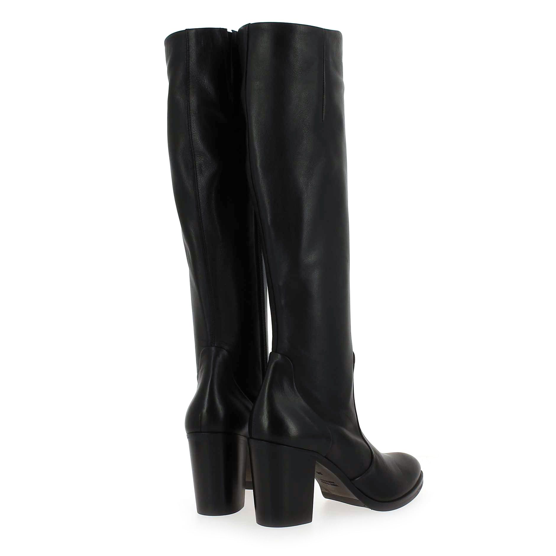 Strategia  P2328 - Noir