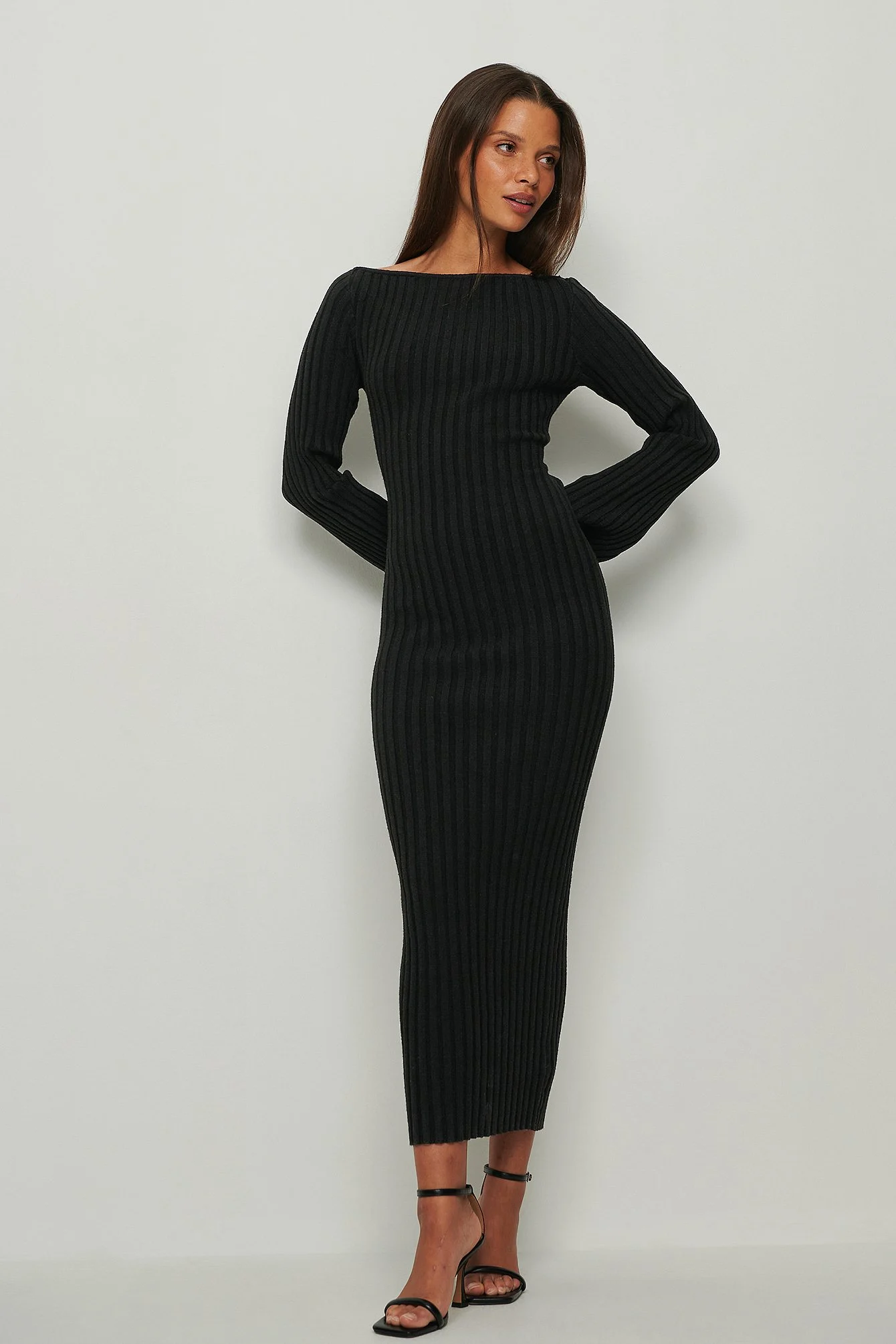 Wickel-Strickkleid mit Rückendetail