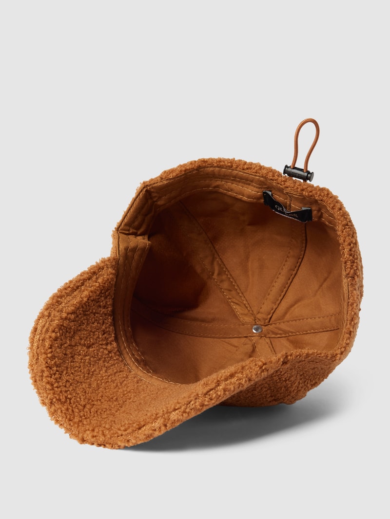 Basecap aus Teddyfell in camel