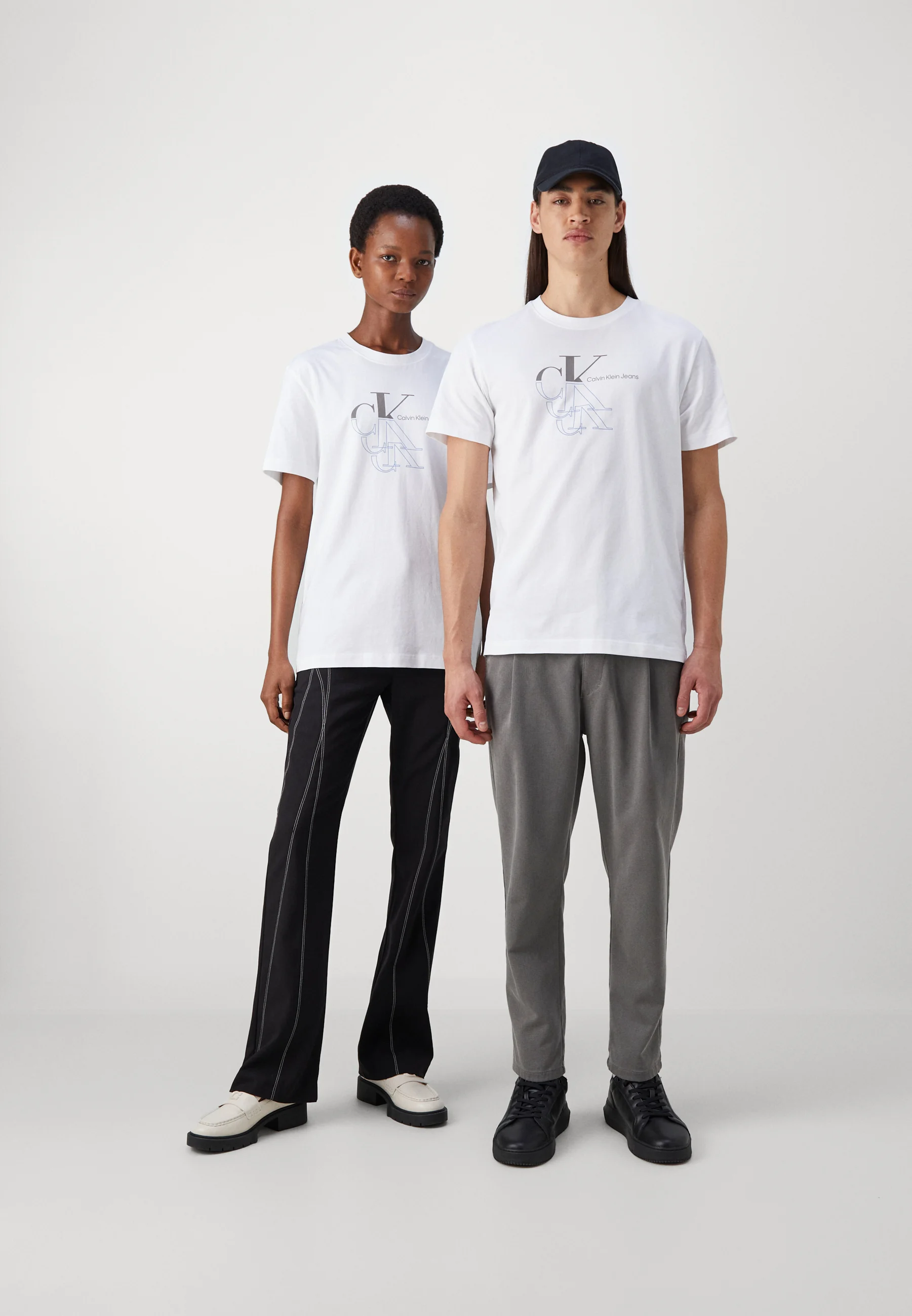 Calvin Klein Jeans MONOGRAM ECHO GRAPHIC TEE UNISEX - Camiseta con estampado
