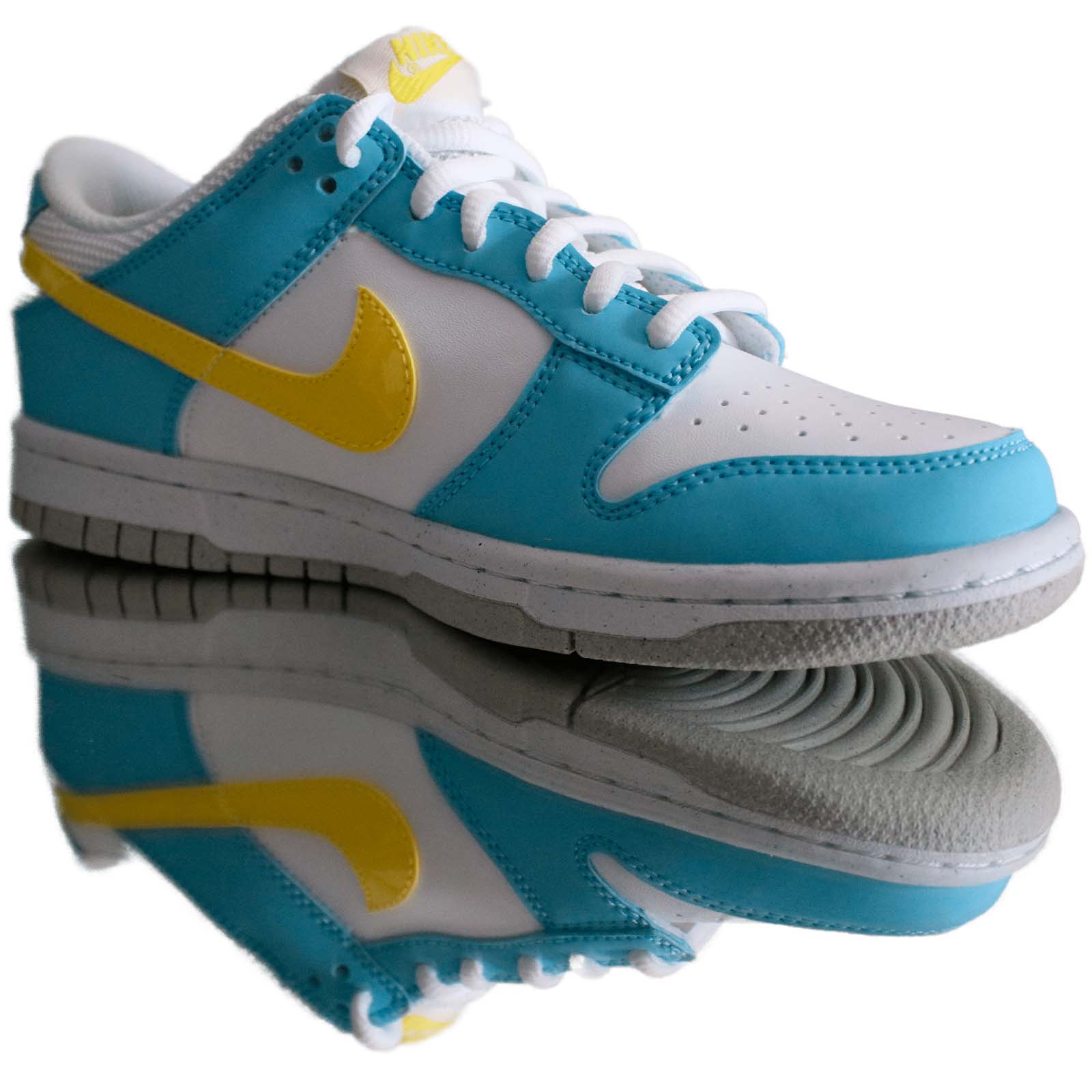 Nike Dunk Low Next Nature Homer Simpson