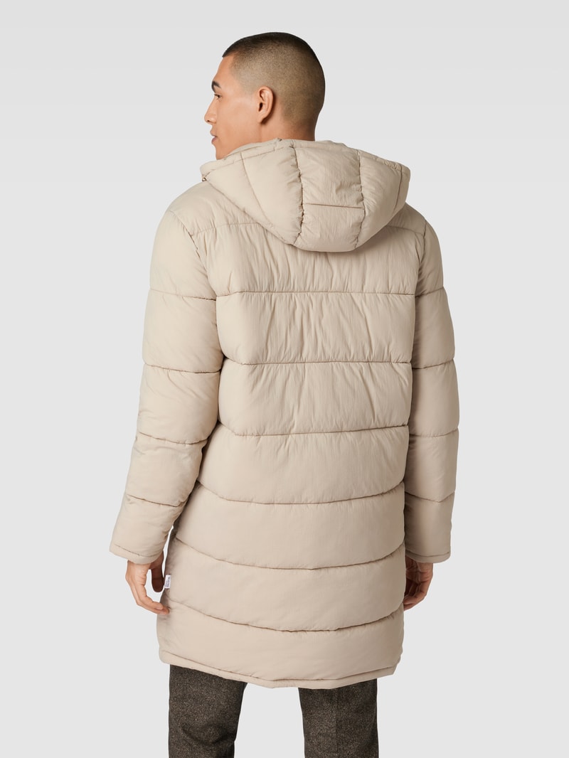 Steppmantel mit Kapuze Modell 'COOPER' in offwhite