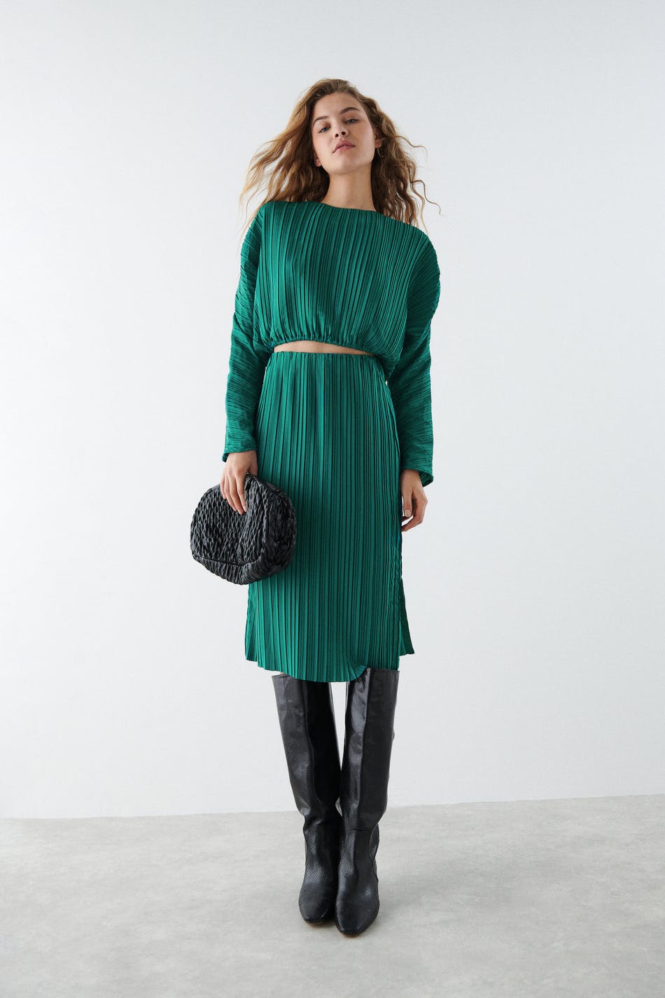 Izzy pleated skirt
