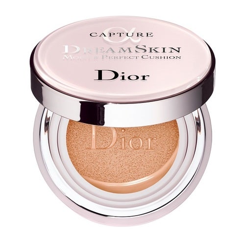 Dior Capture Totale Dreamskin Perfect Skin podlaga v obliki blazinice + polnilo 010 Ivory 2 x 15 gramov